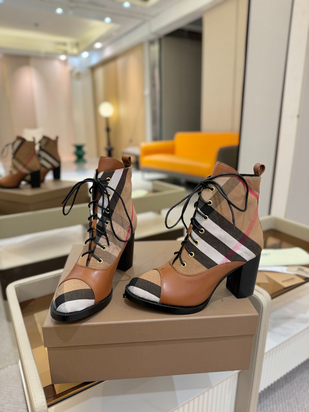 Burberry Shoes Boots Canvas 9.5 CM