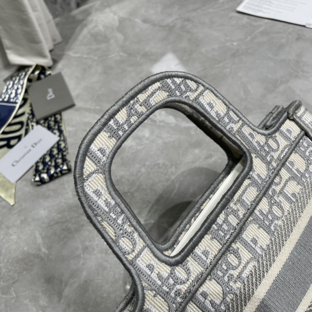 10A + top quality Mini Dior Book Tote 0175 XB041 23cm