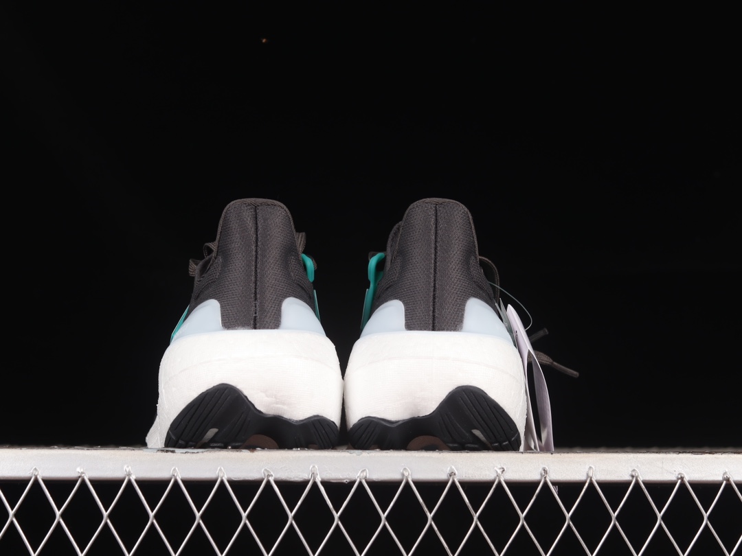 Ad Ultra Boost Light 23 HQ6342 XM542