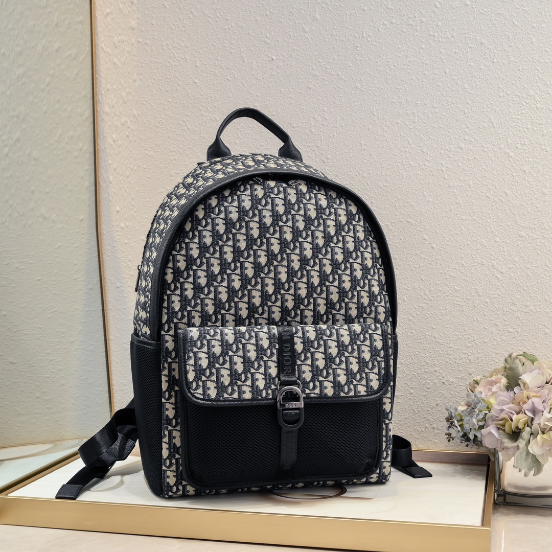 Dior 8 Backpack 7066 XB062 31cm