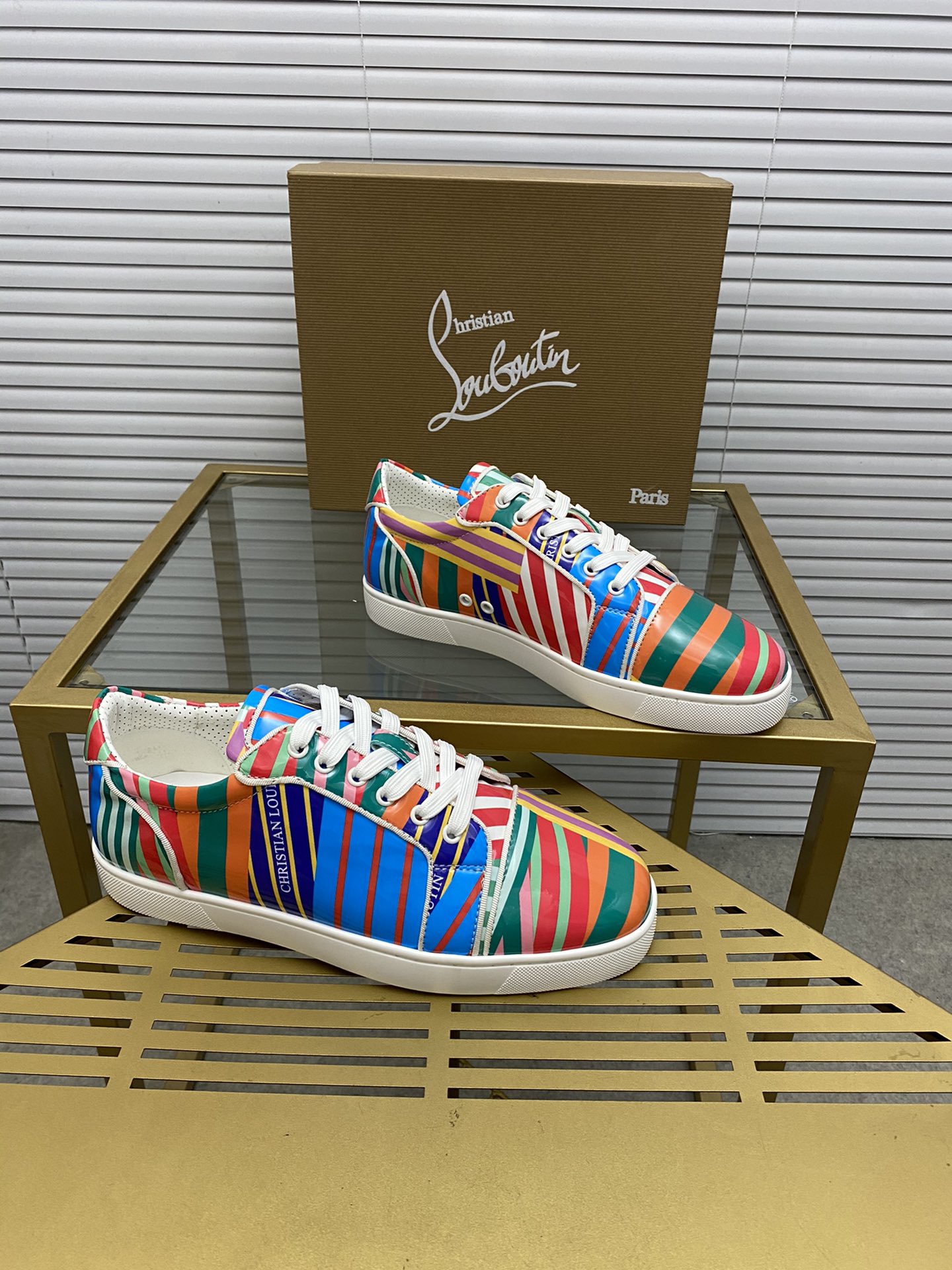 Christian Louboutin 017 Casual shoes HL003