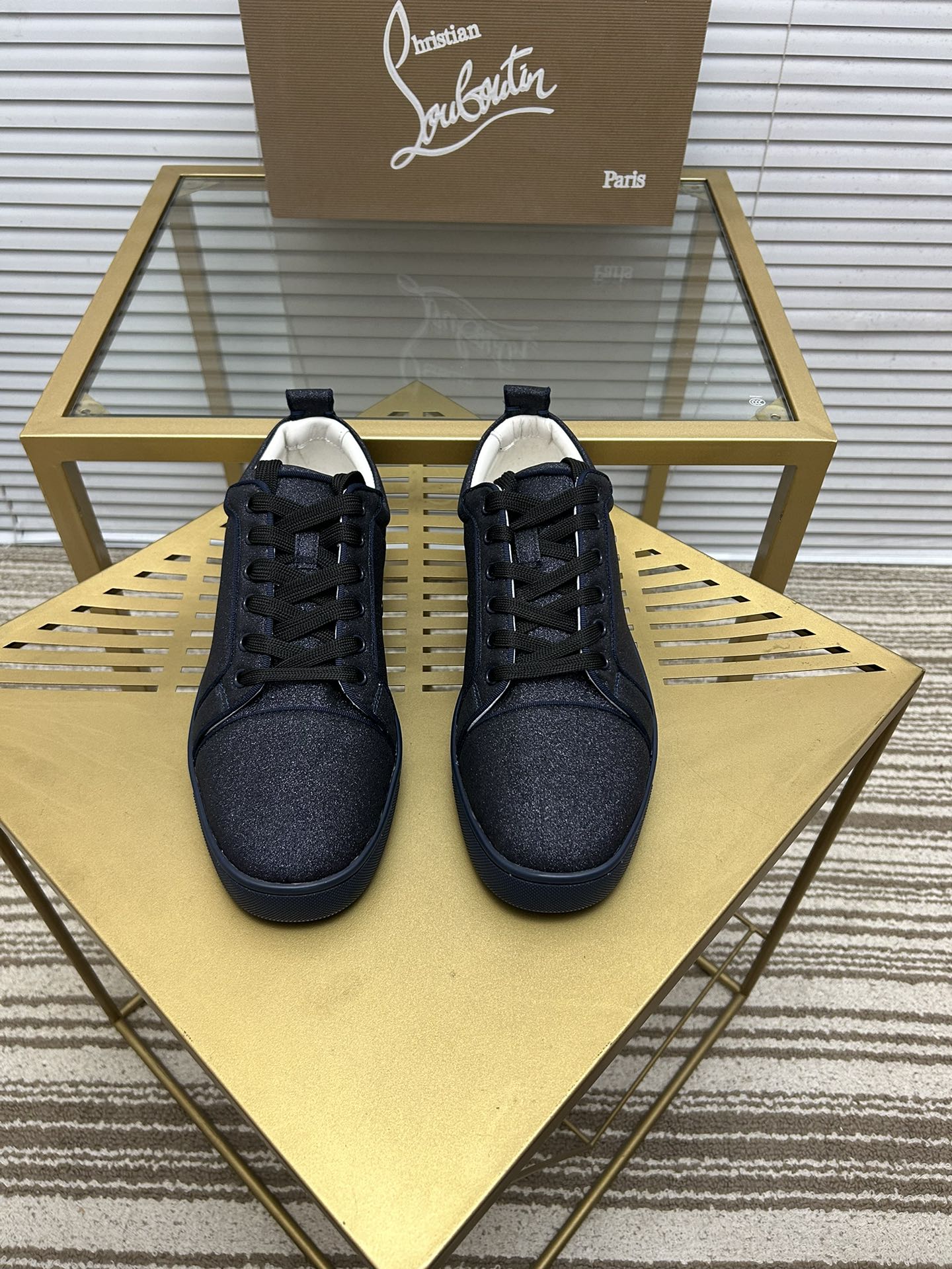 Christian Louboutin 032 Casual shoes HL003