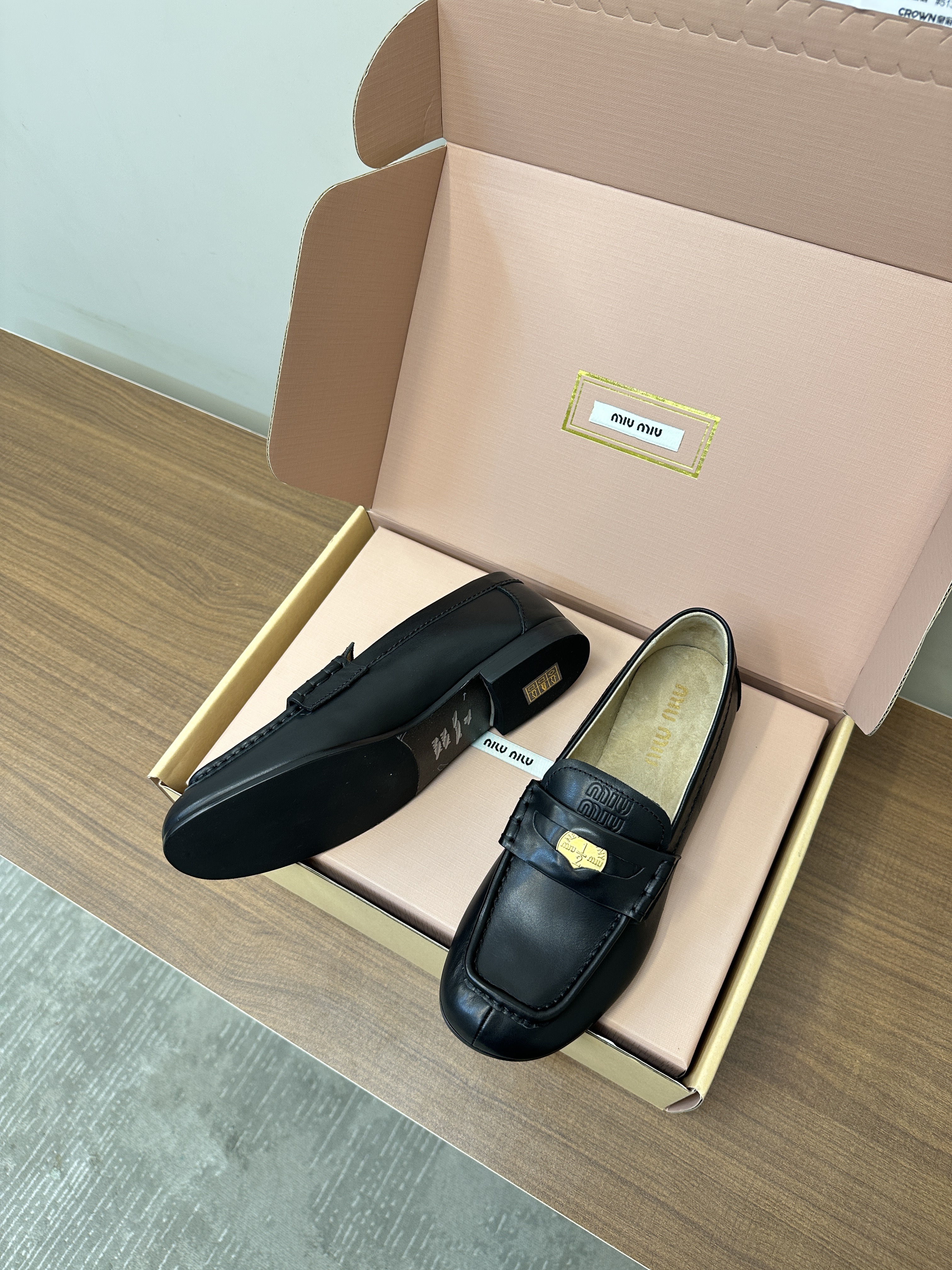 Miu Miu Shoes Leather Shoes Cowhide