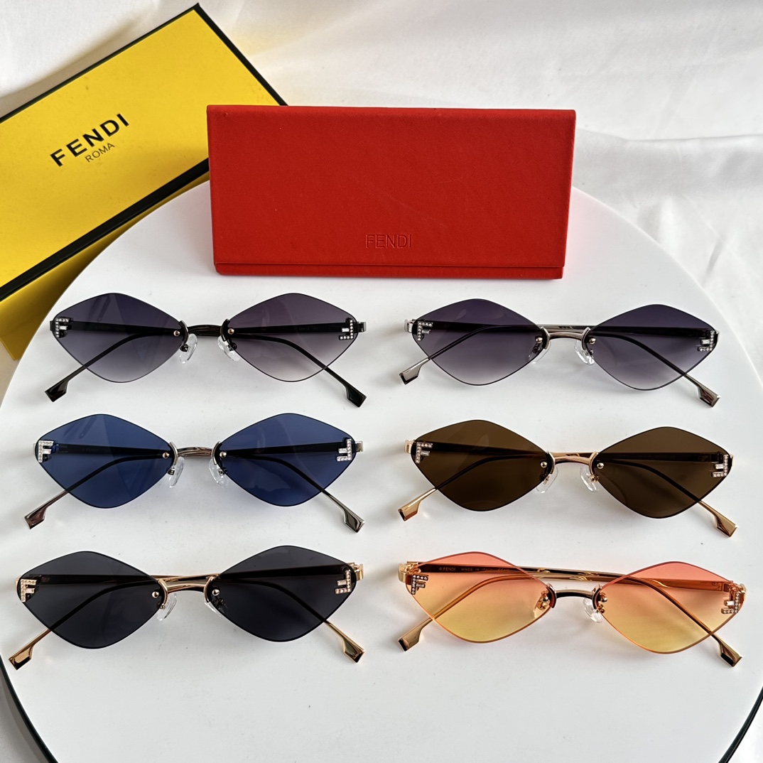 Fendi Sunglasses FE4085 SM051