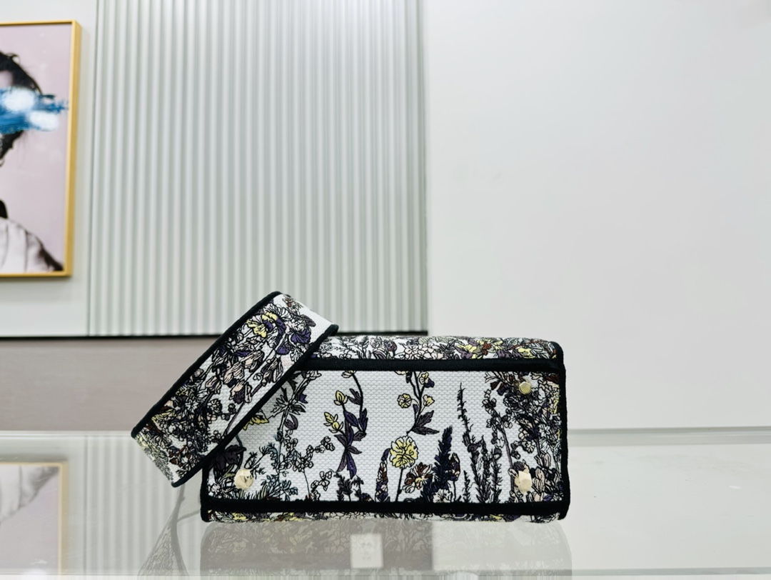 10A + top quality Dior Medium Lady D-Lite Bag 9920 LM003 24cm