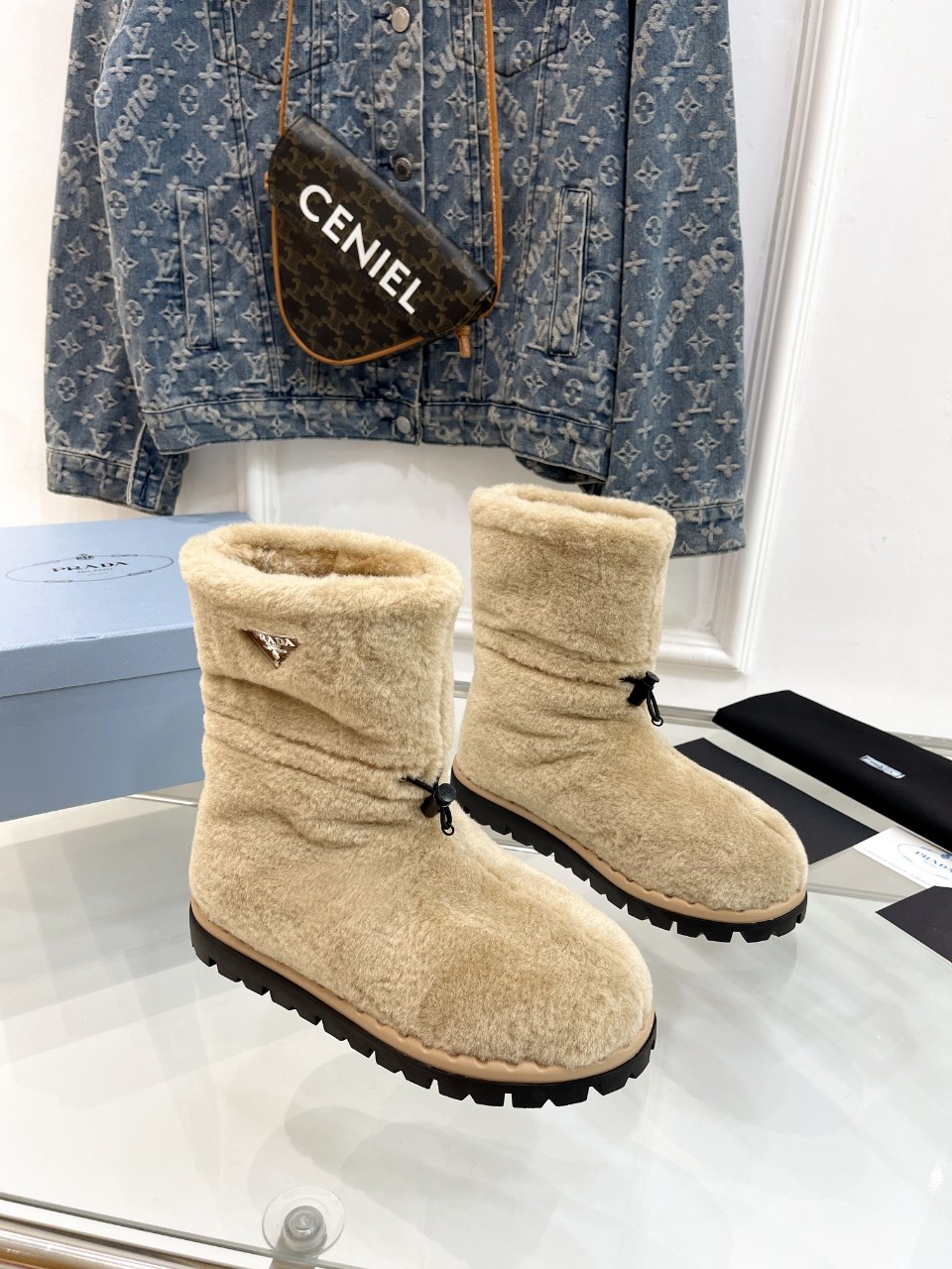 Prada 018 boots XM043