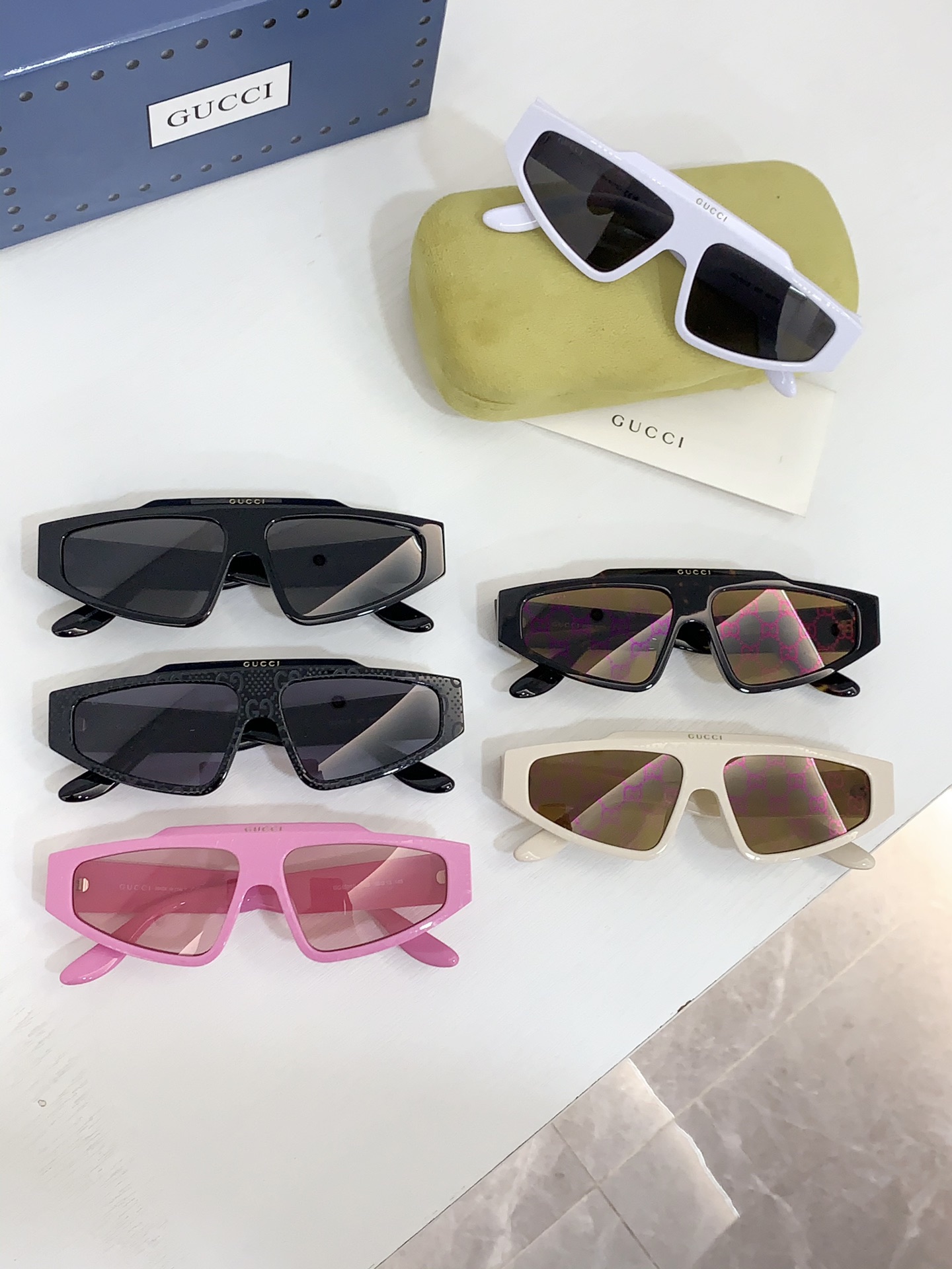 Gucci Sunglasses GG1591S SM051