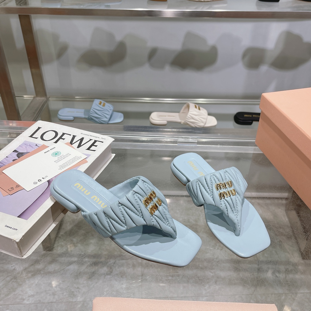 Miu Miu Shoes Women's flip flops