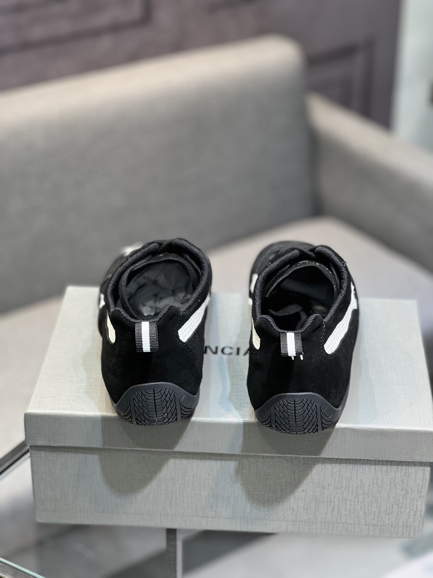 Puma Sneakers Sports shoes 𝐏𝐮𝐦𝐚 𝐱 𝐁𝐚𝐥𝐞𝐧𝐜𝐢𝐚𝐠𝐚