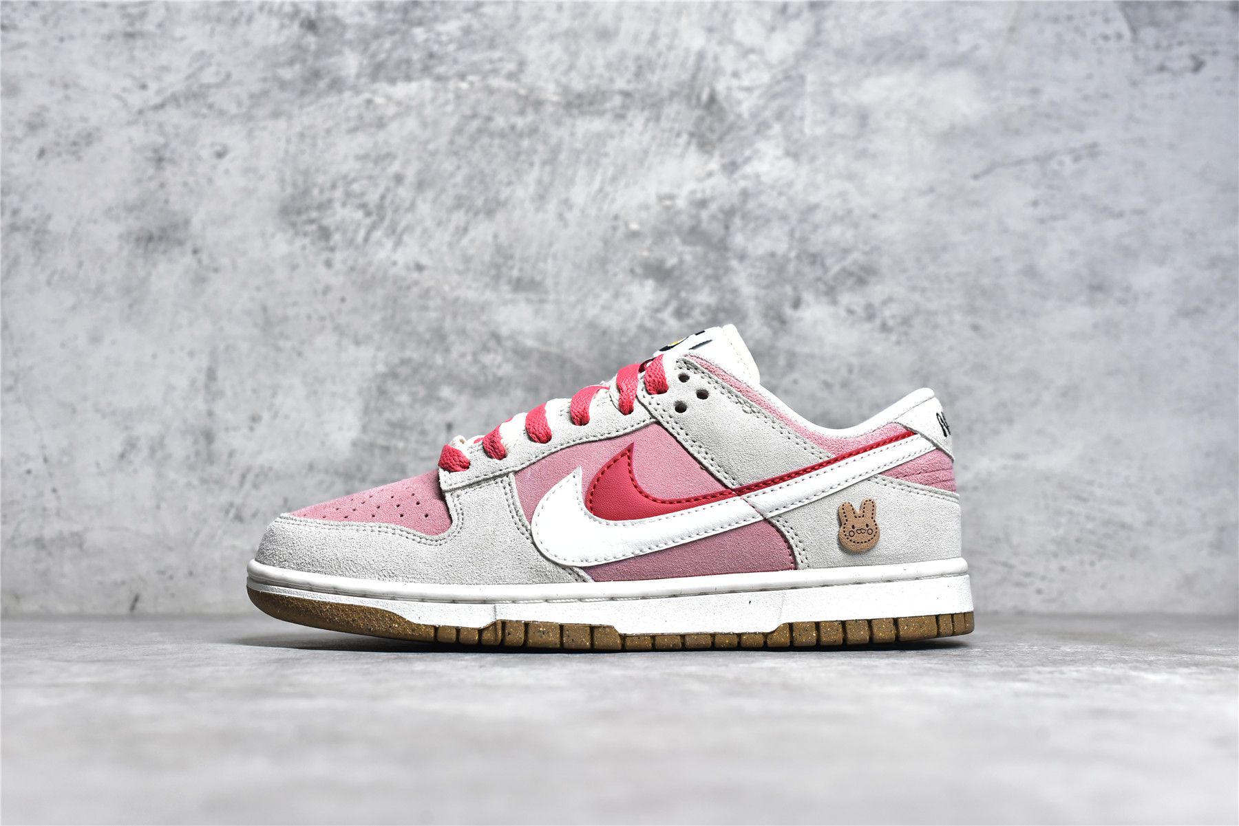 NK Dunk Low SE “85” Pink DO9457-100 XM072