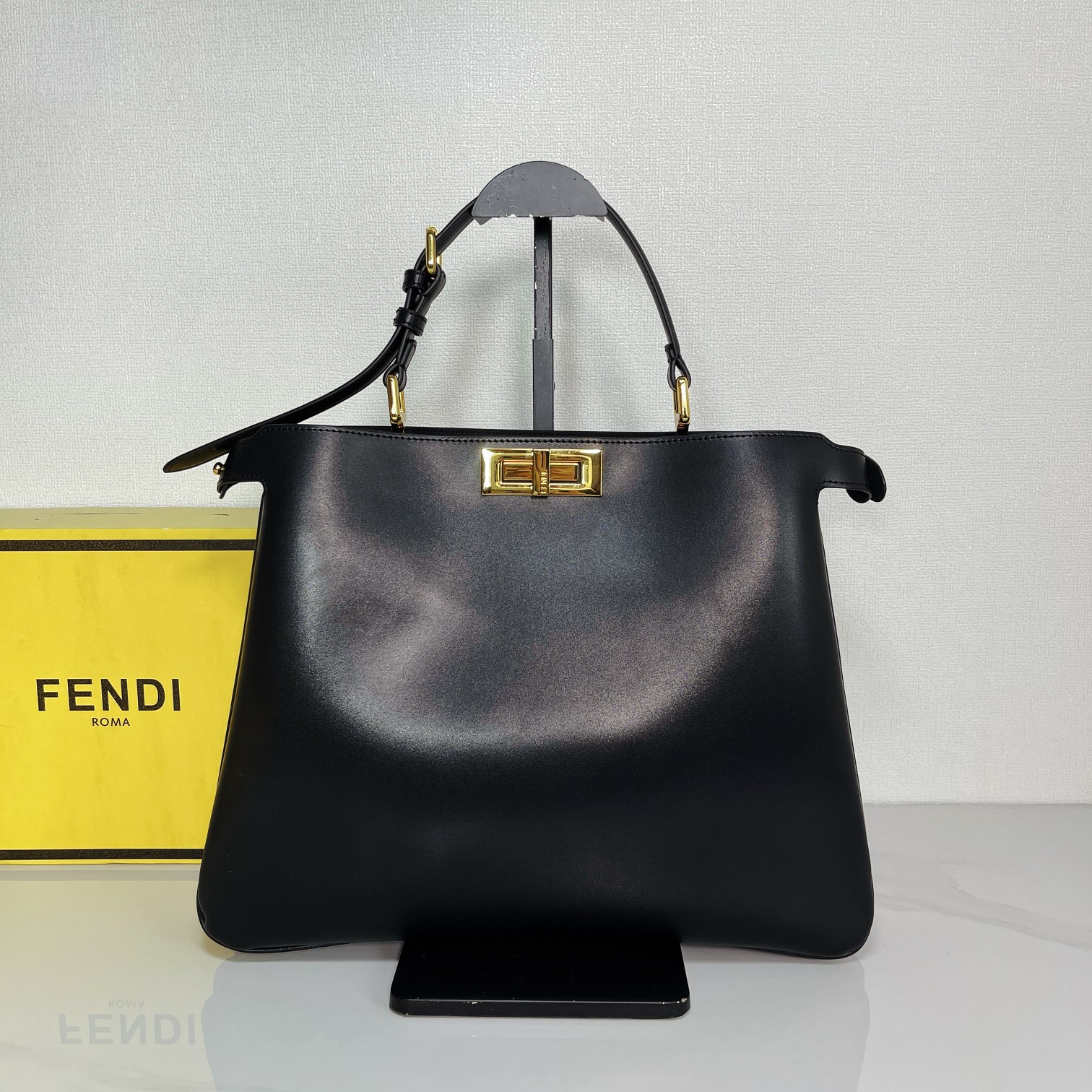 Fendi Bag Peekaboo Soft Top Handle Bag