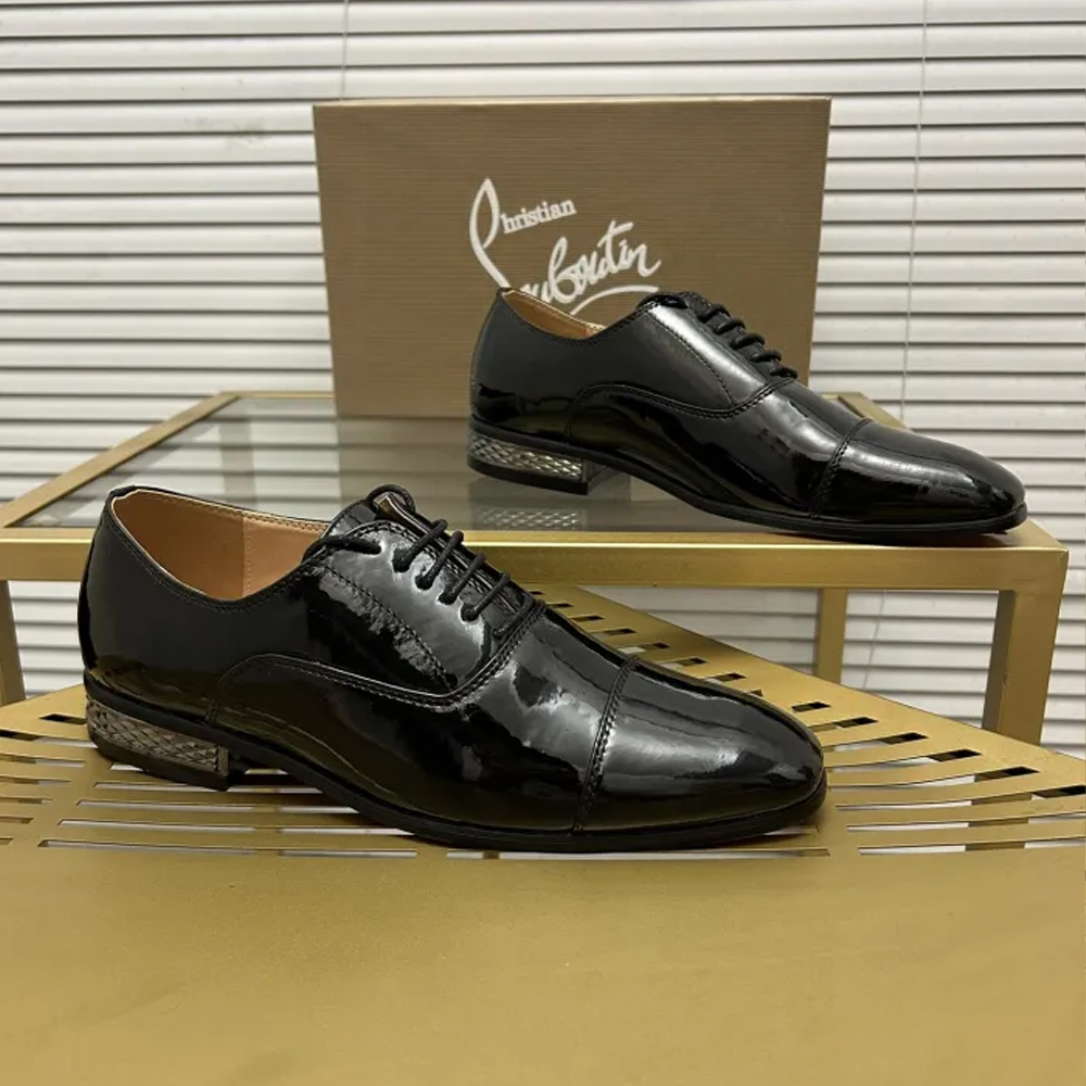 Christian Louboutin 038 Casual shoes HL003