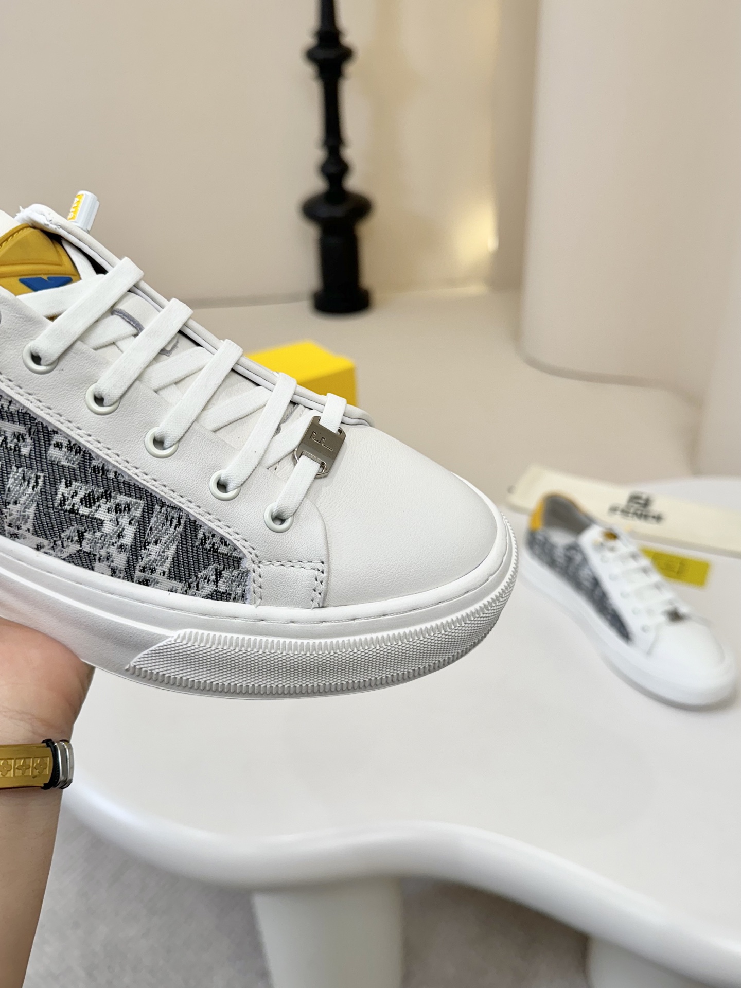 Fendi Shoes Casual Shoes