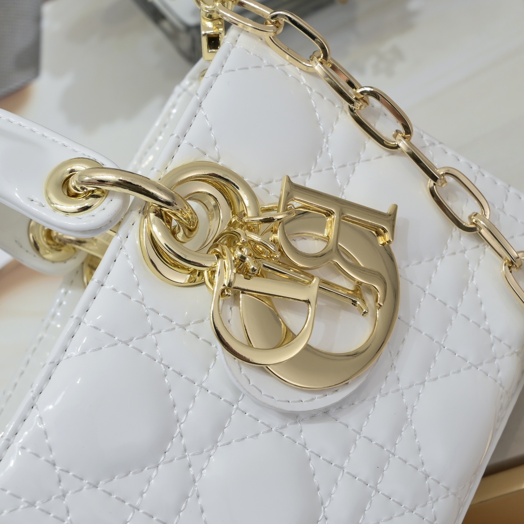 Small Lady D-Joy bag White patent leather CD0541 XB091 22cm