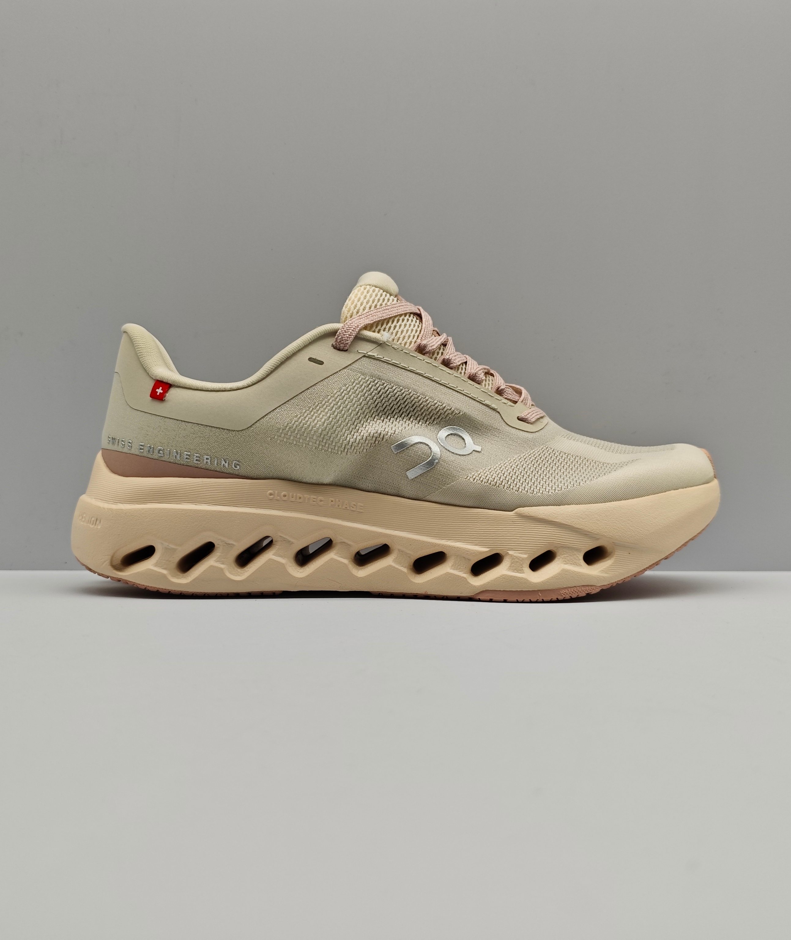 On Cloud Sneakers Sports shoes ON Cloudsurfer Next