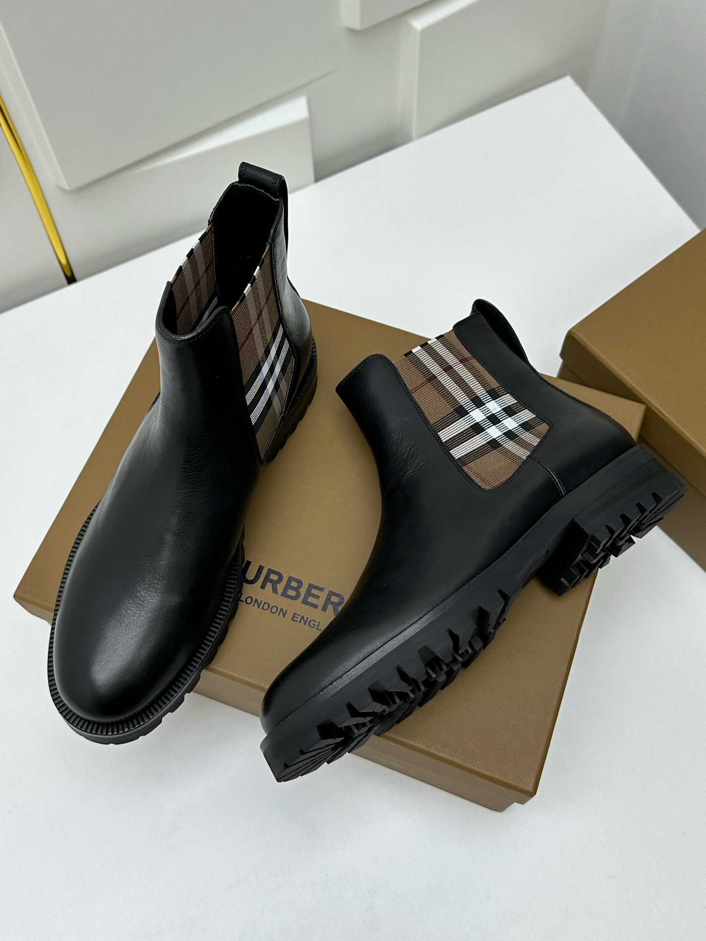 Burberry Shoes Boots Cowhide Canvas