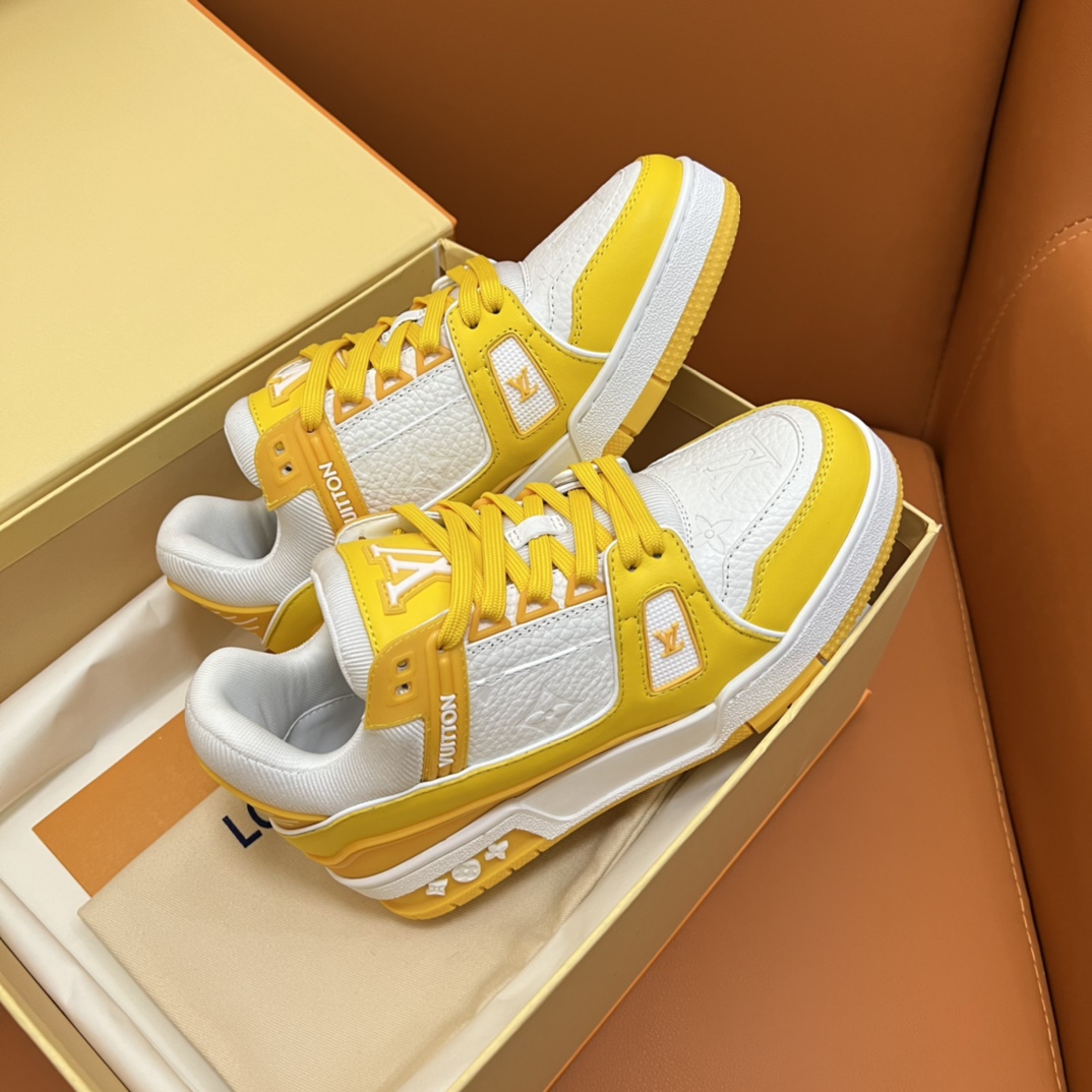 LV 002 Casual shoes XM 024