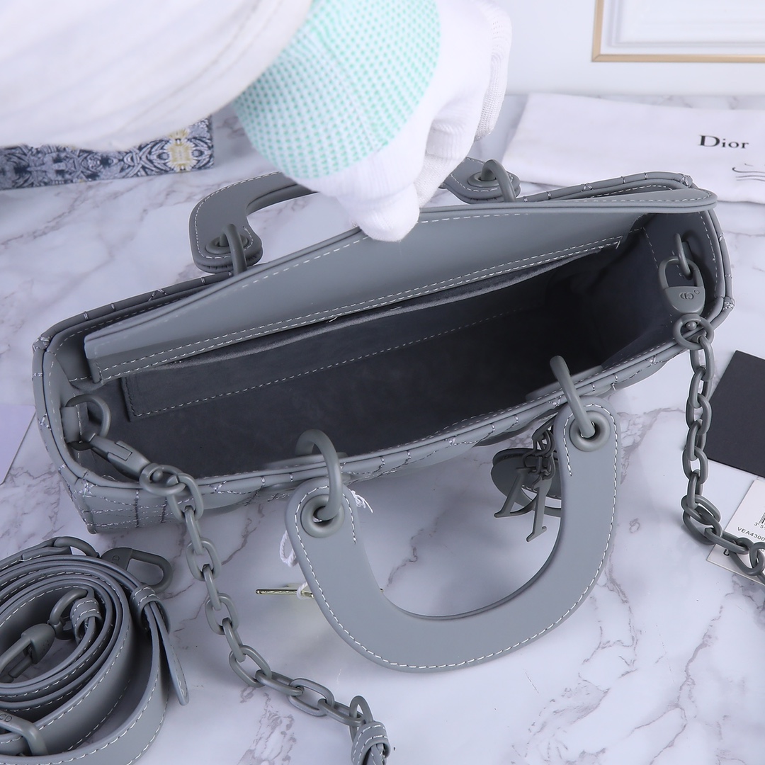 Medium Lady D-Joy Bag Gray Matte 2088 XB002 26cm