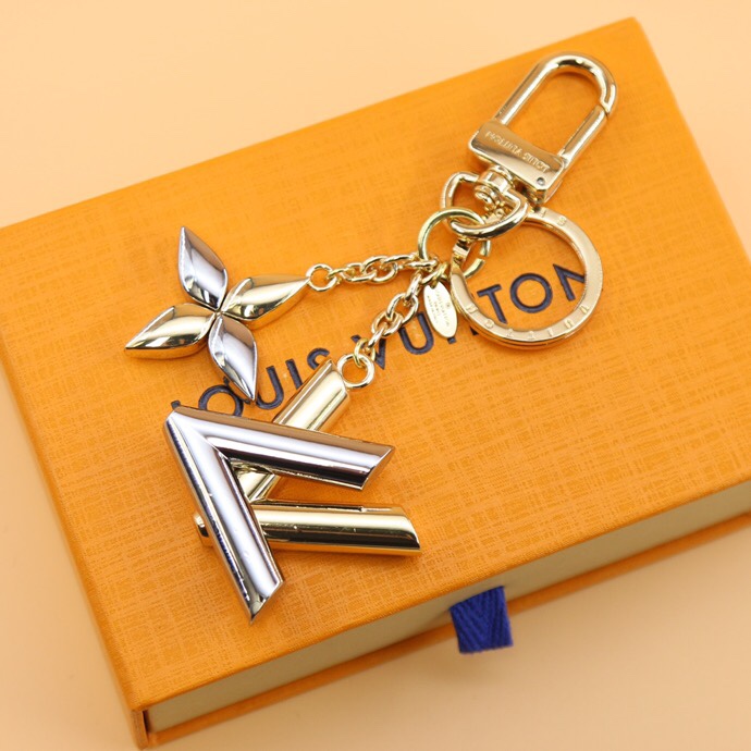 LV Twist Bag Charm M68197 YY58