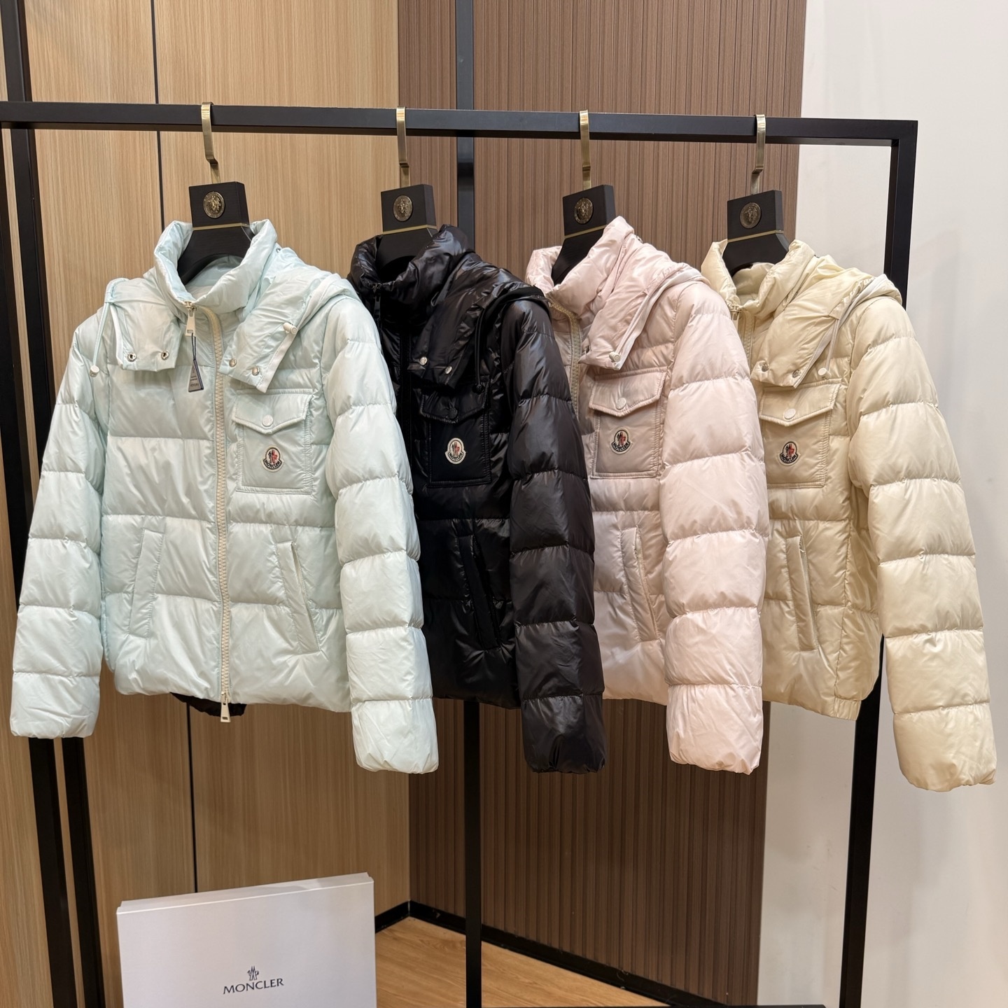 Moncler Down Jacket Ladies' Favorite Clothes Andro