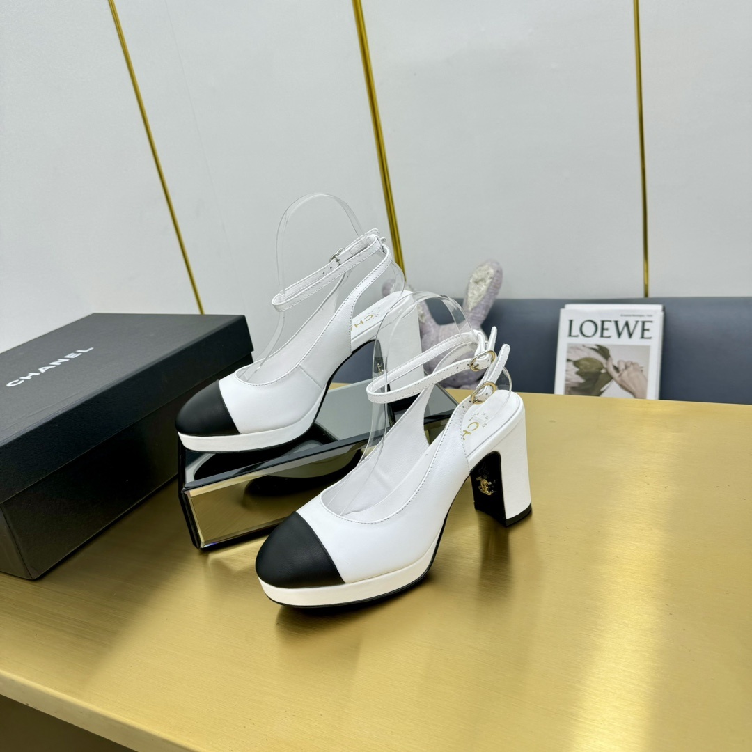 Chanel  Shoes Vintave vintage double C high heels