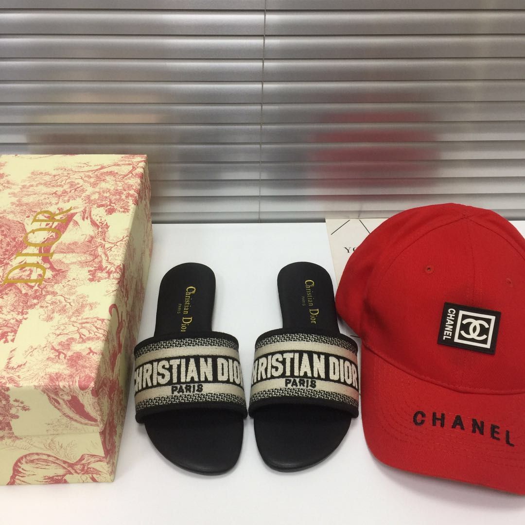 Dior shoes 025 XM091