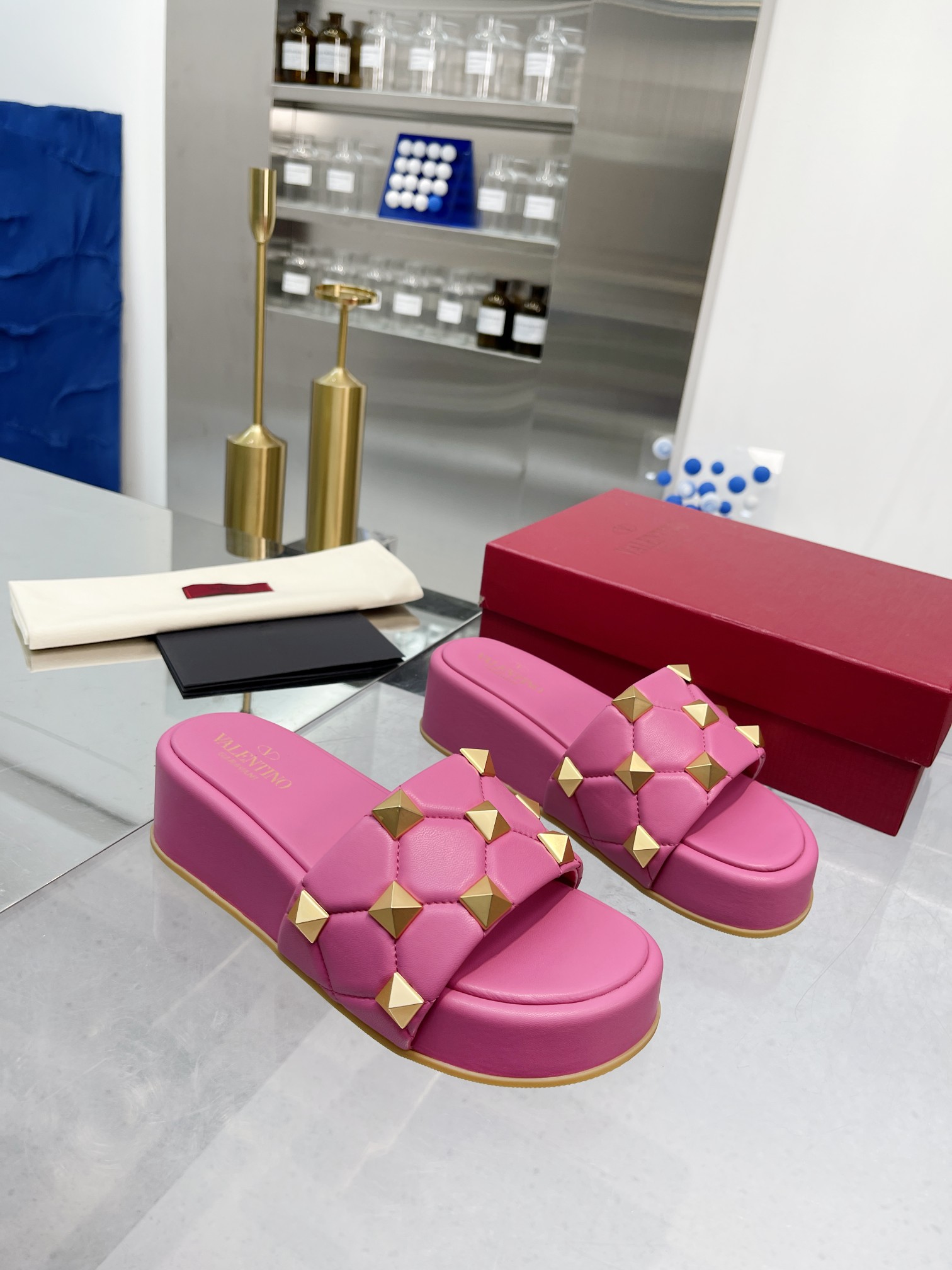 Valentino Shoes Riveted thick-soled women's slippers