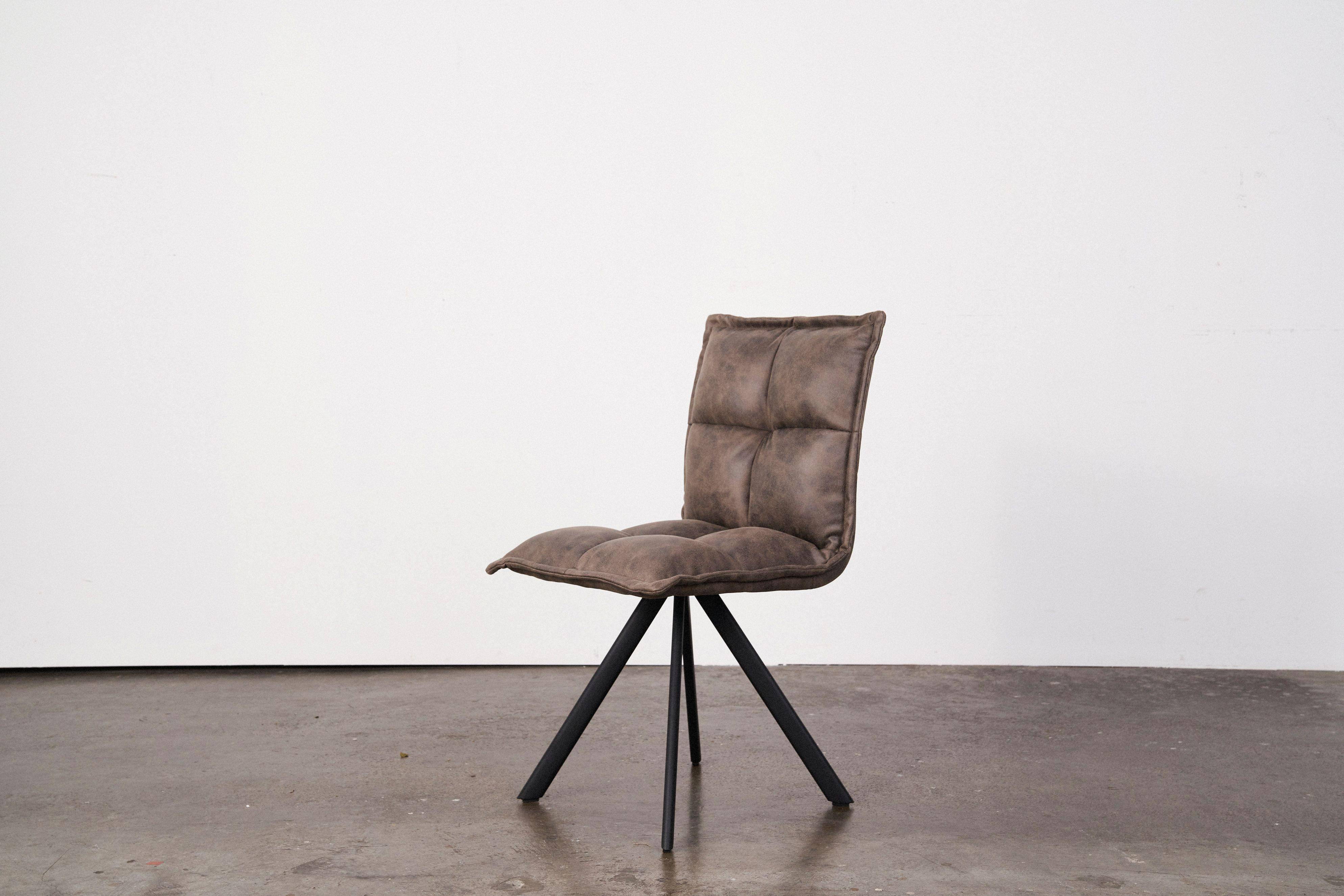 Guardia Dining Chair