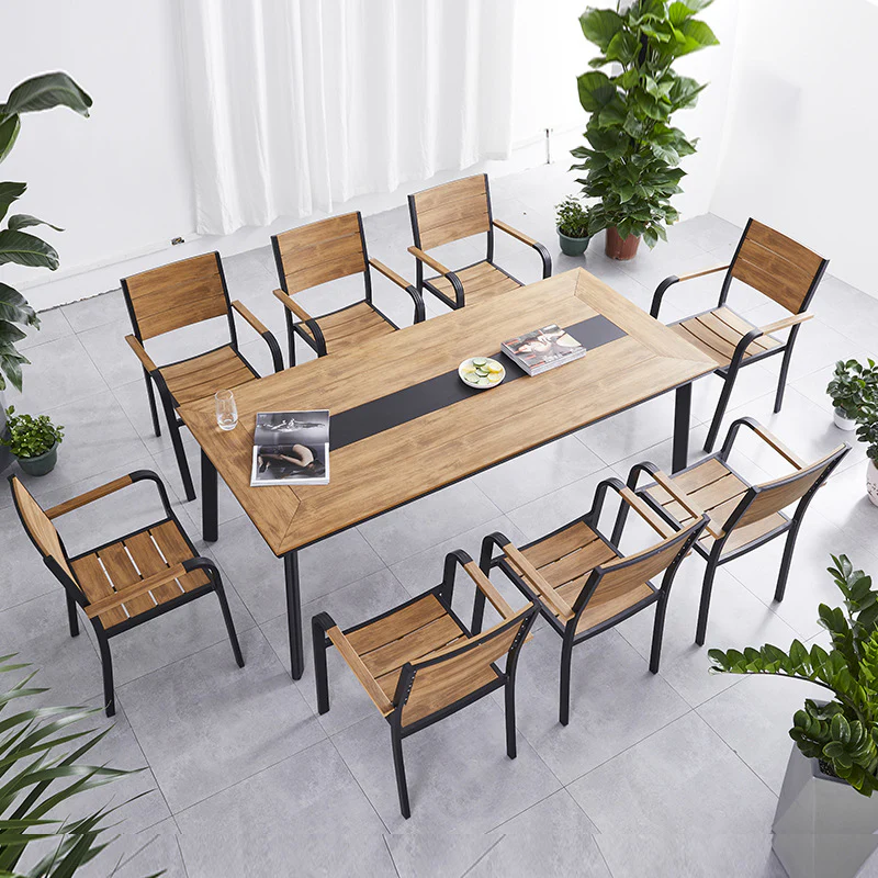 Charlotte Outdoor Table And Chair