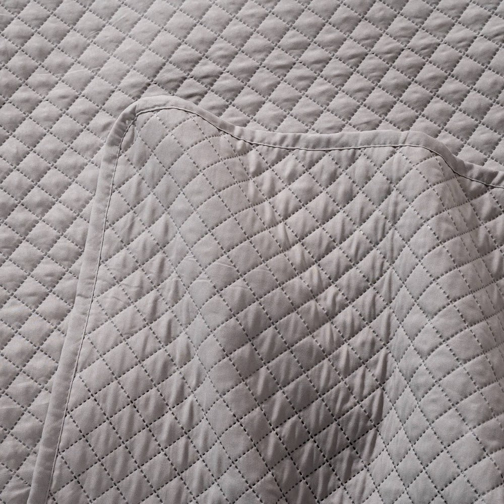 Robinsons Cloud Soft Microfibre Geo Comforter Set Core Collection (Bed Cover, Blanket, Bed Quilt)