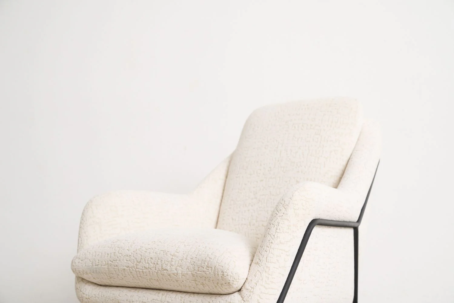 Ginio Lounge Chair