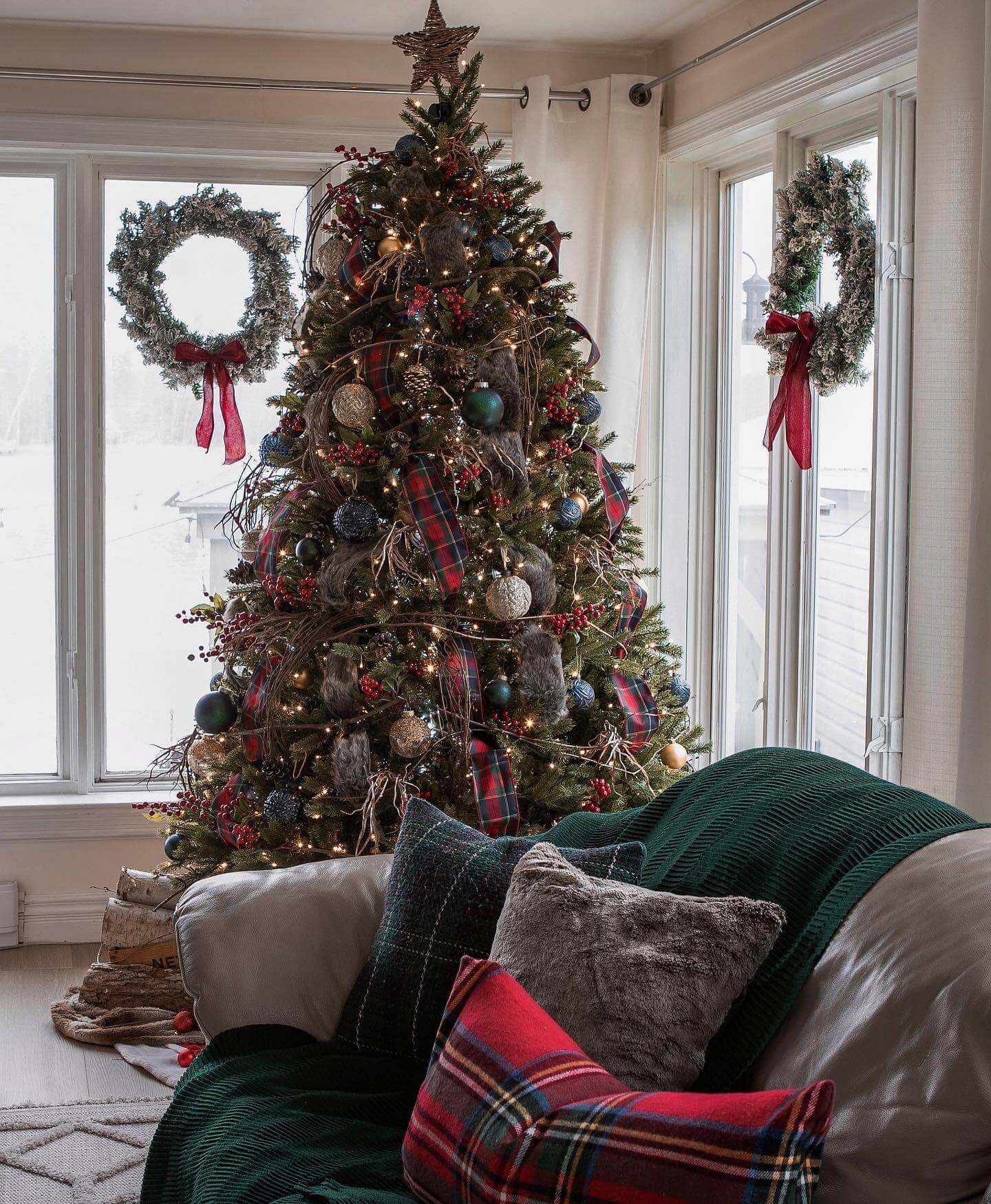 7.5' King Fraser Fir Quick-Shape Artificial Christmas Tree with 1000 Warm White & Multi-Color LED Lights