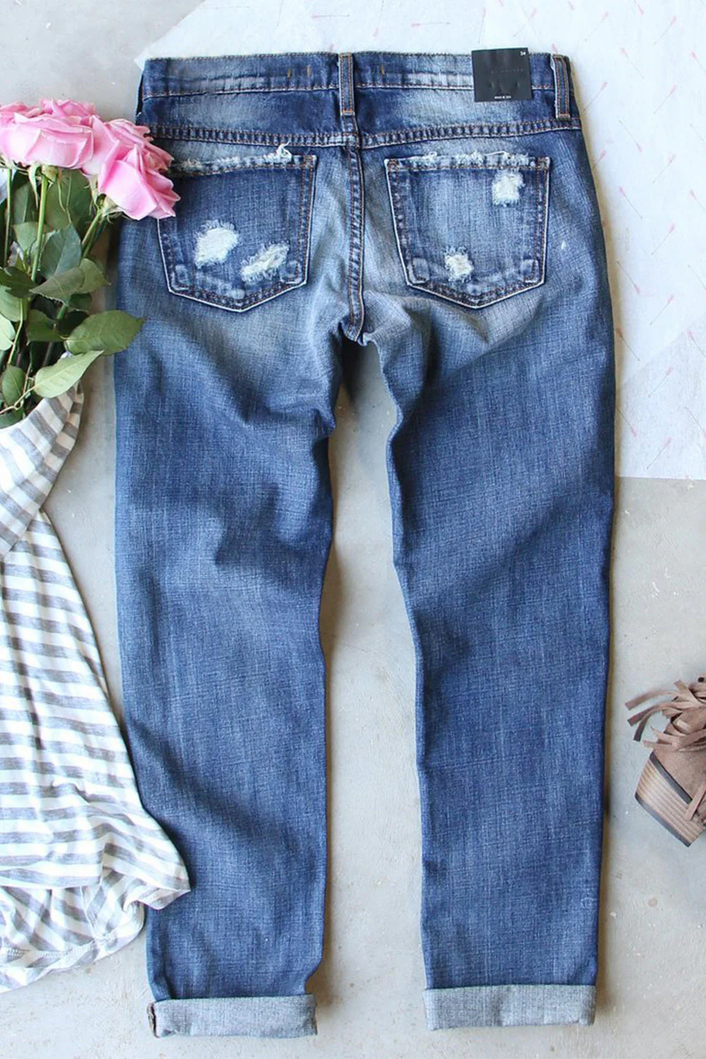 Shamrock Casual Ripped Jeans。