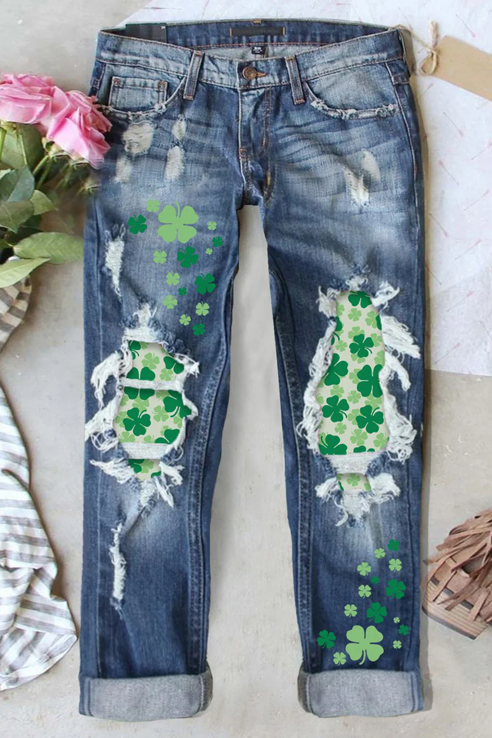 St. Patrick's Day Clover Cut-out Raw Hem Shift Casual Jeans.