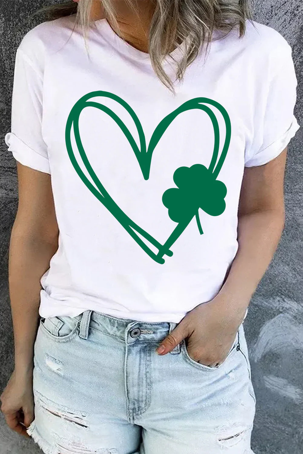 Green Clover Heart-shaped Round Neck Shift Casual T-Shirts.