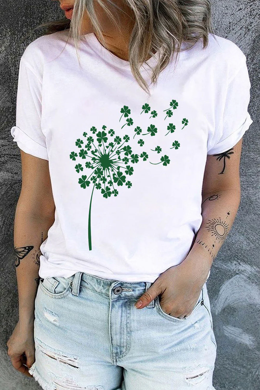 St. Patrick's Day Green Clover Round Neck Shift Casual T-Shirts。