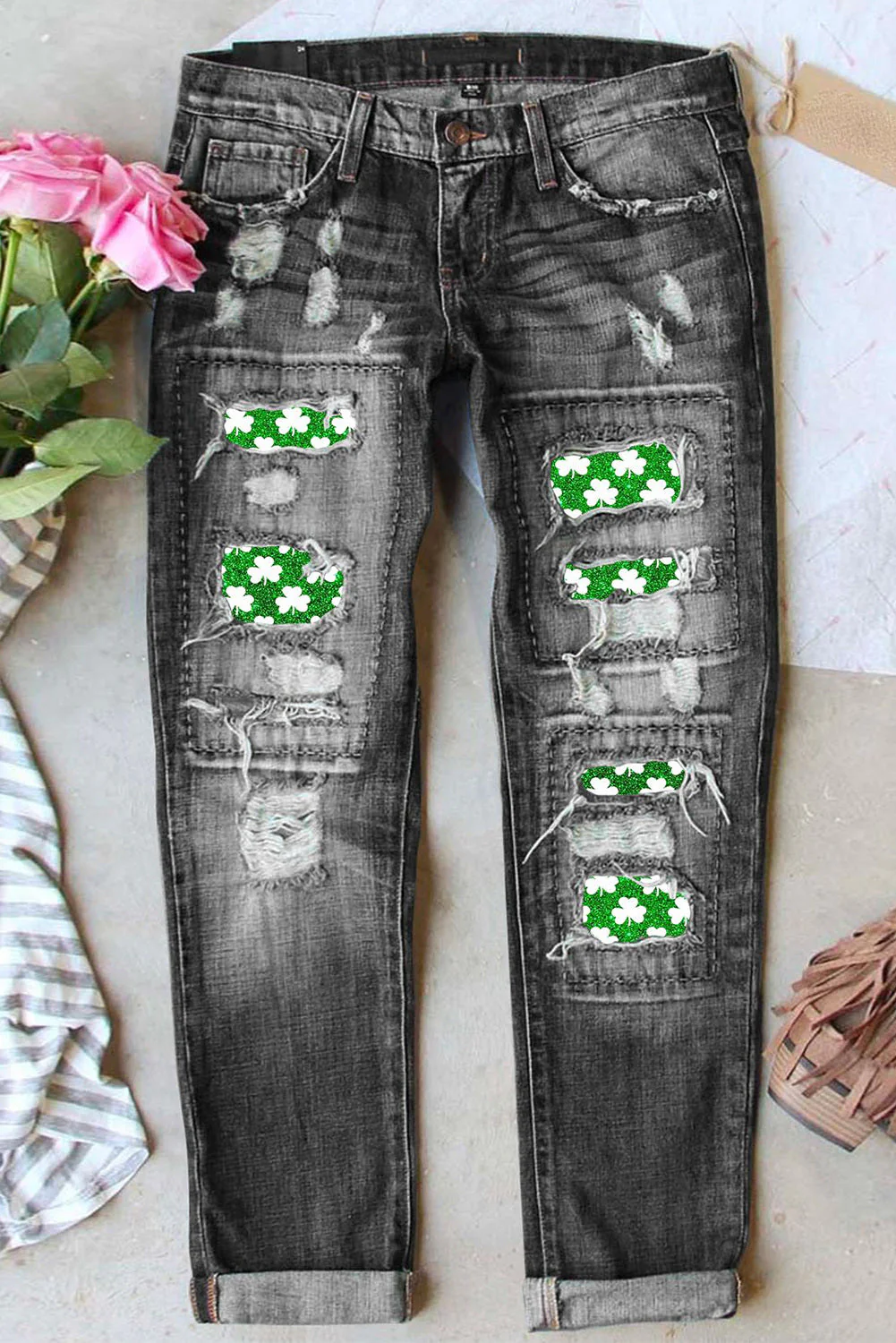 St. Patrick's Day Clover Graphic Ripped Casual Jeans。