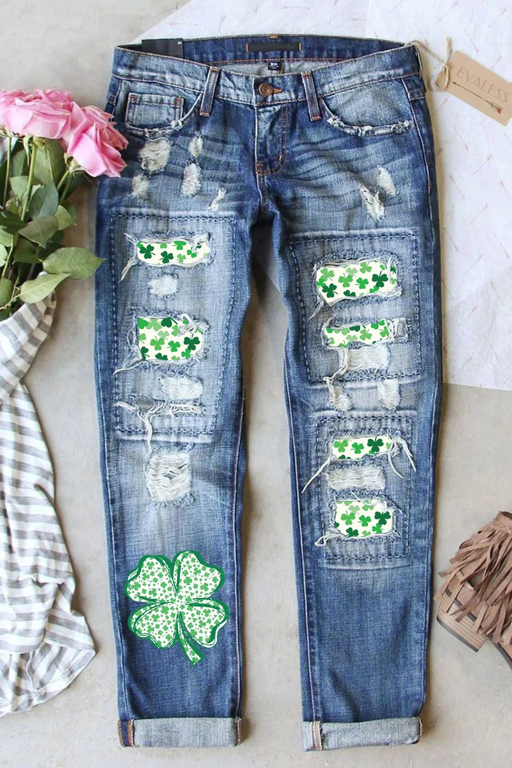 Shamrock Clover Ripped Patchwork Casual Jeans。