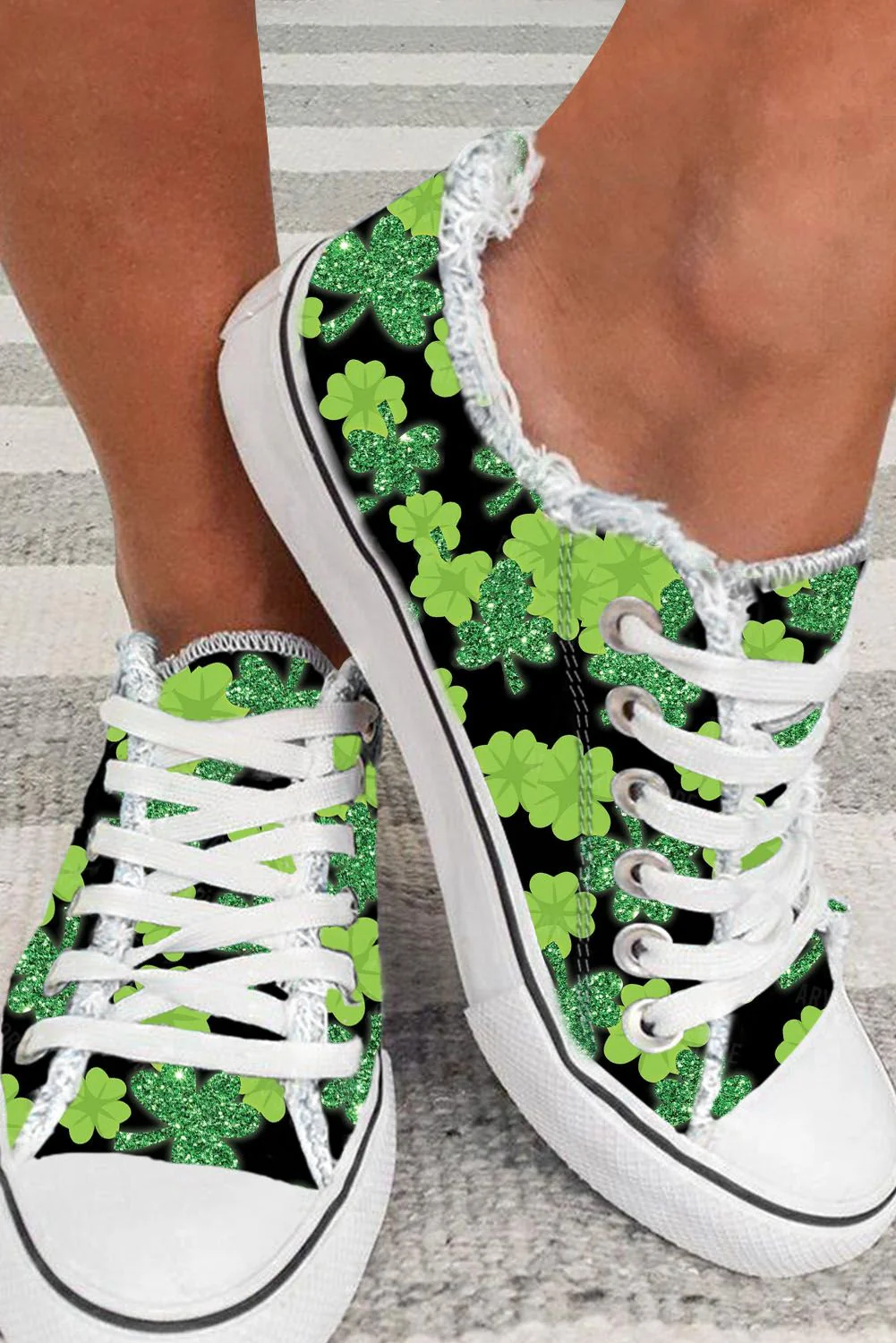 St. Patrick's Day Green Clover Canvas Shoes.