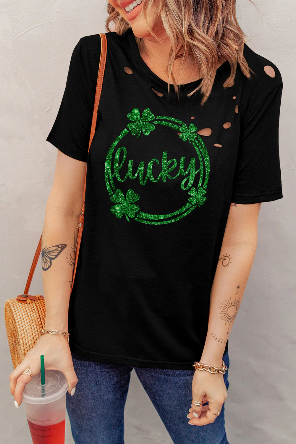Black Lucky Print T-shirt。