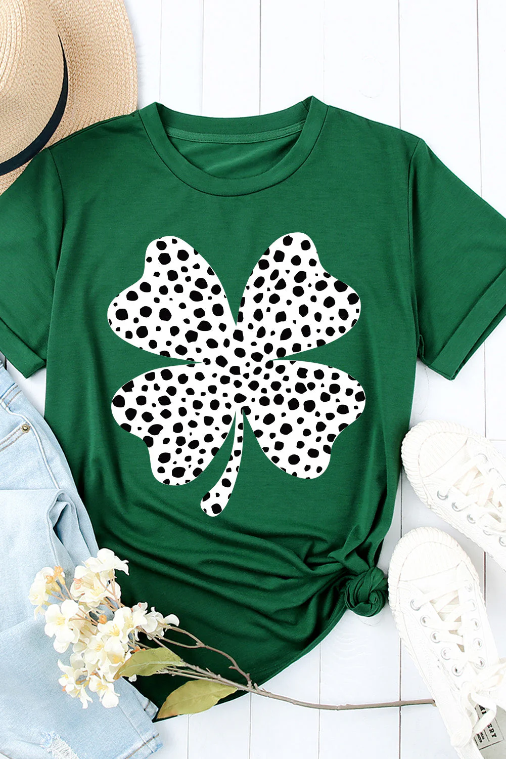 St.Patricks Day Leopard Shamrock Clover Graphic T-Shirts.