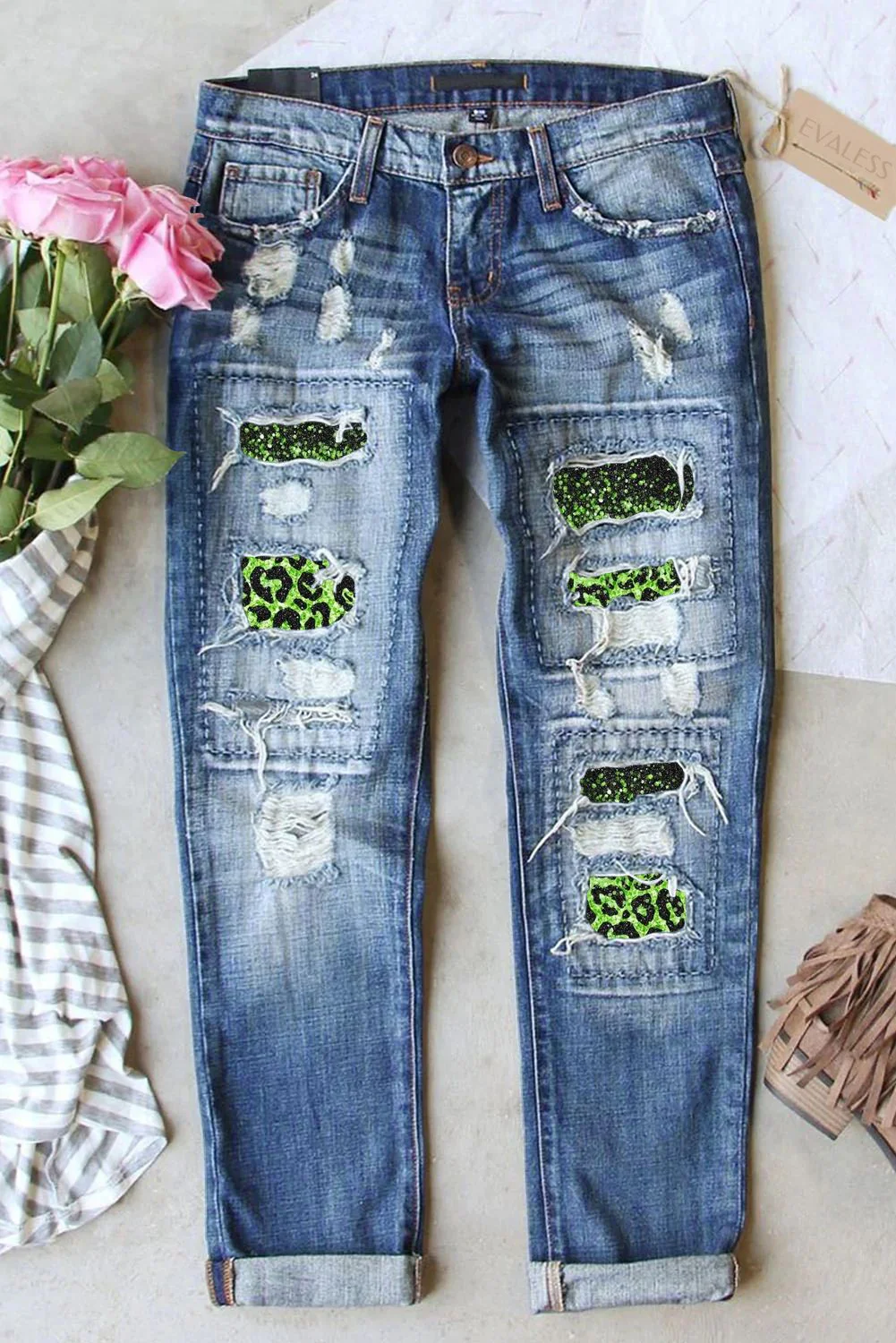 Green Shiny Leopard Shift Casual Ripped Jeans.