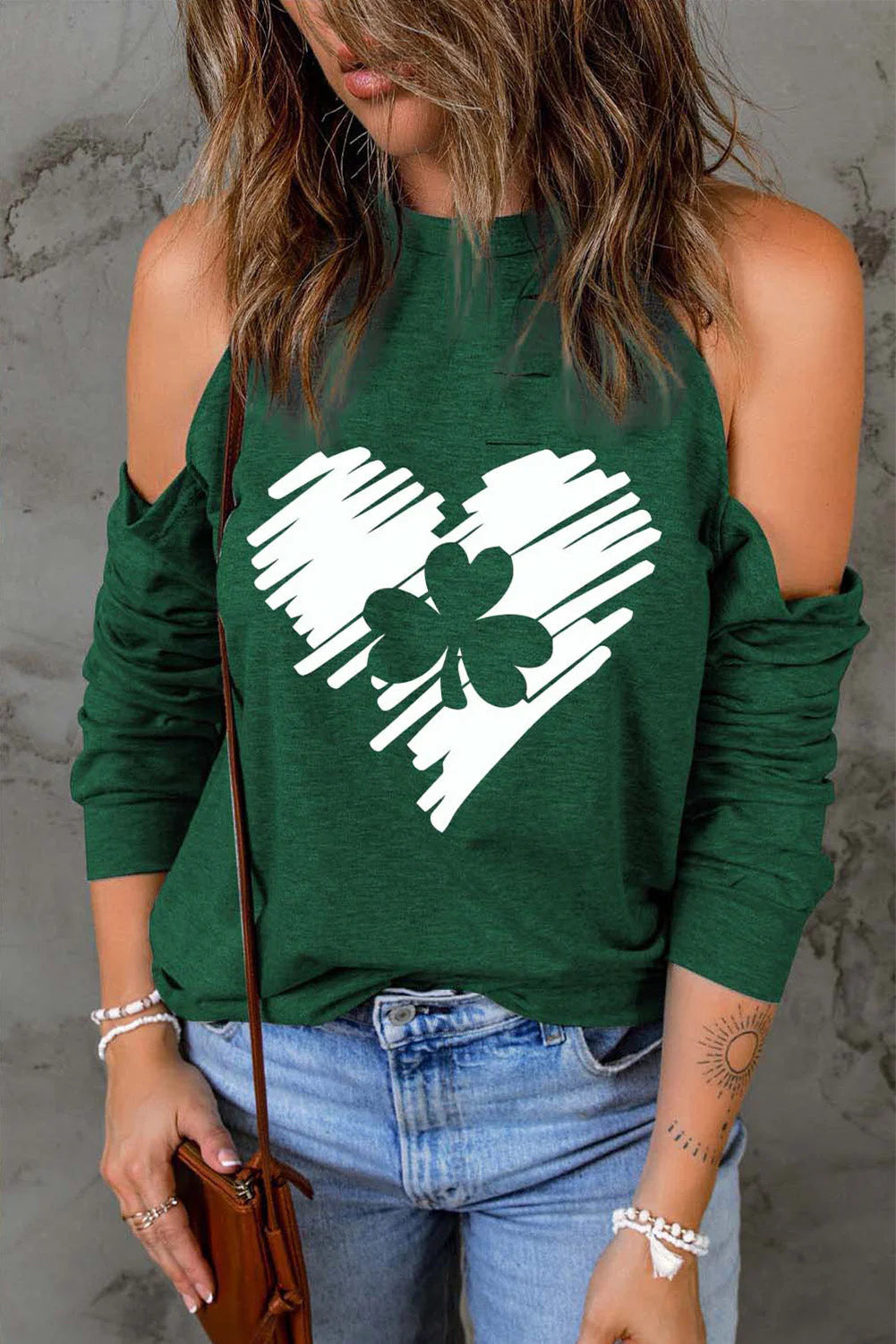 St. Patrick's Day Green Clover Heart Round Neck Shift Casual sweatshirt.