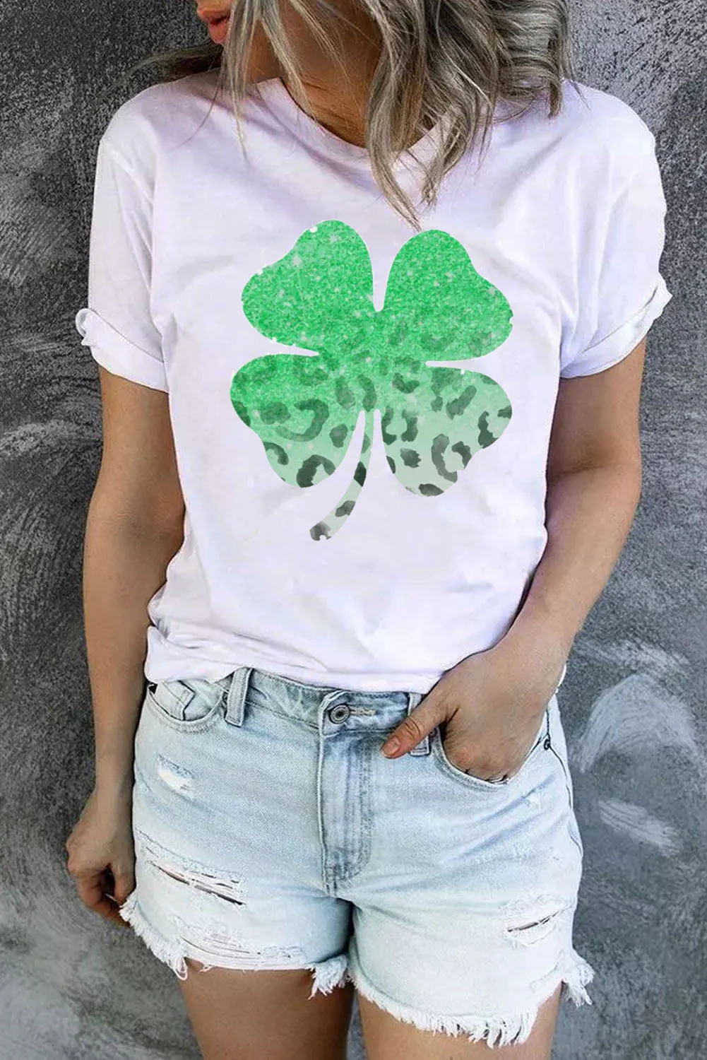 Green Leopard Clover Floral Round Neck Shift Casual T-Shirts.