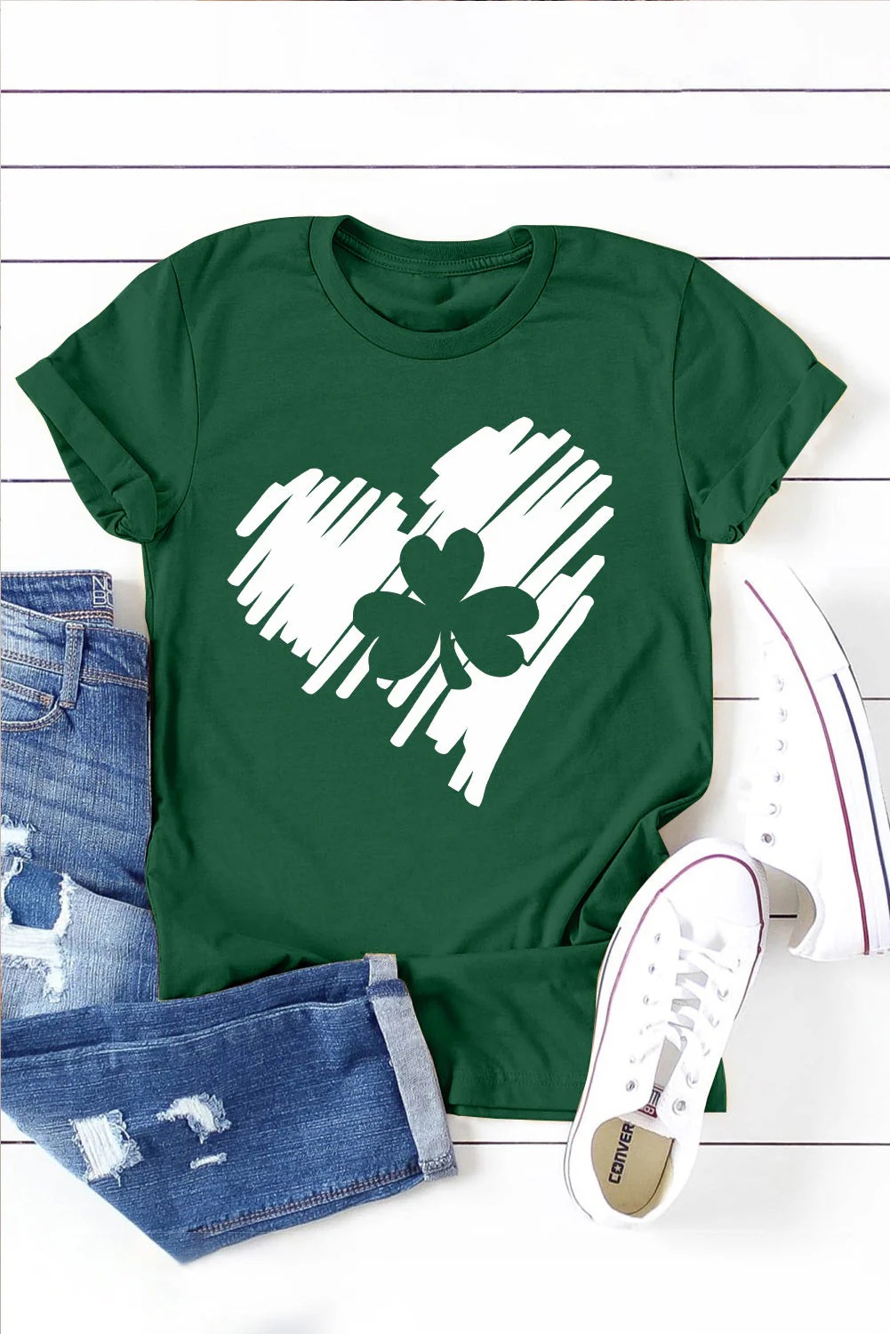 Shamrock  Solid Heart-shaped Round Neck Casual T-Shirts。