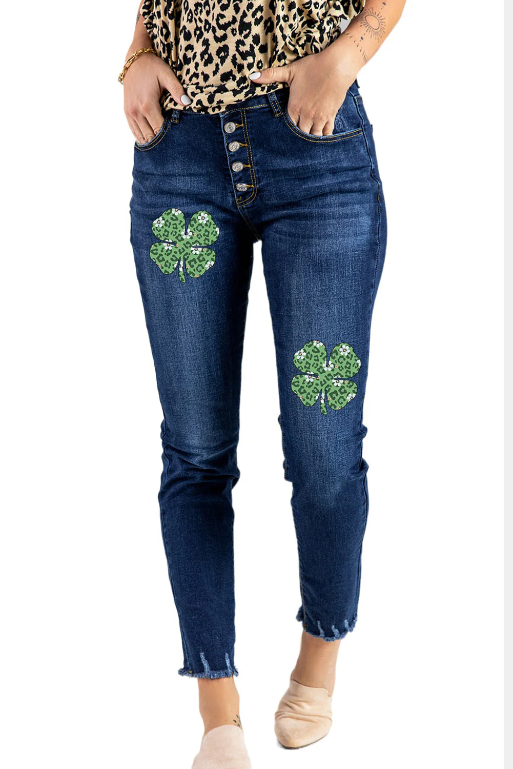 Leopard Shamrock Print Button-fly High Waist Jeans 。