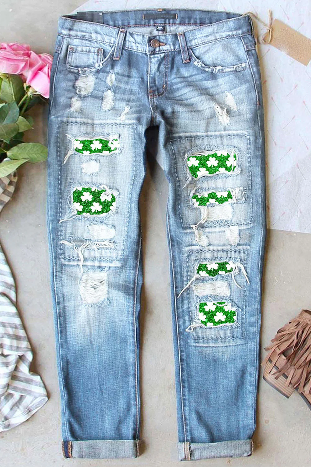 St. Patrick's Day Clover Graphic Ripped Casual Jeans。