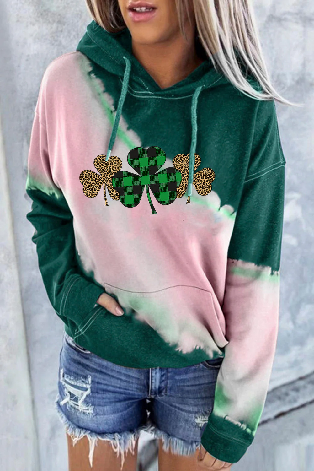 Plaid Clover Print Color Block Pocket Sweatshirt.