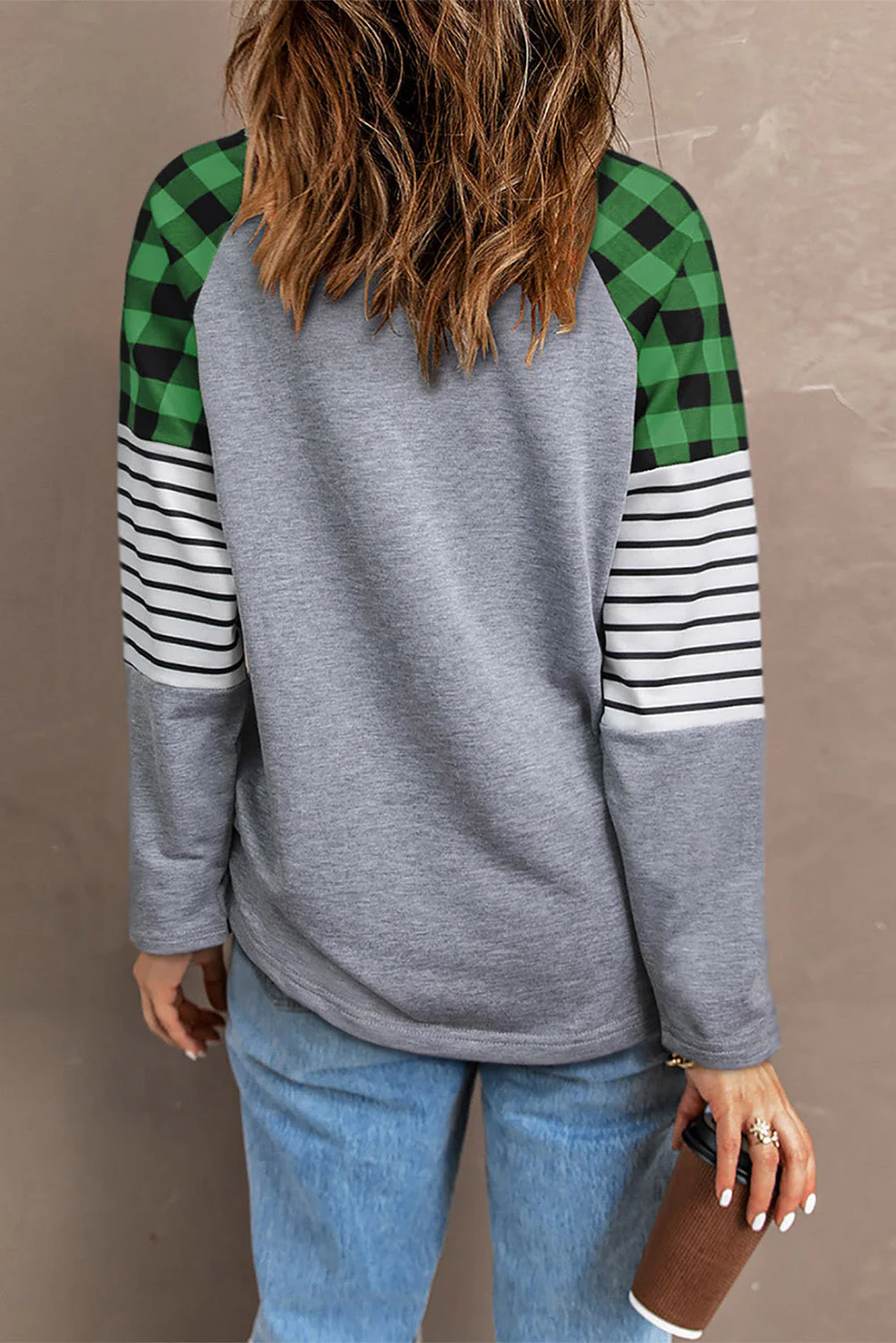 Green Plaid Leaf Print Sweatshirt.