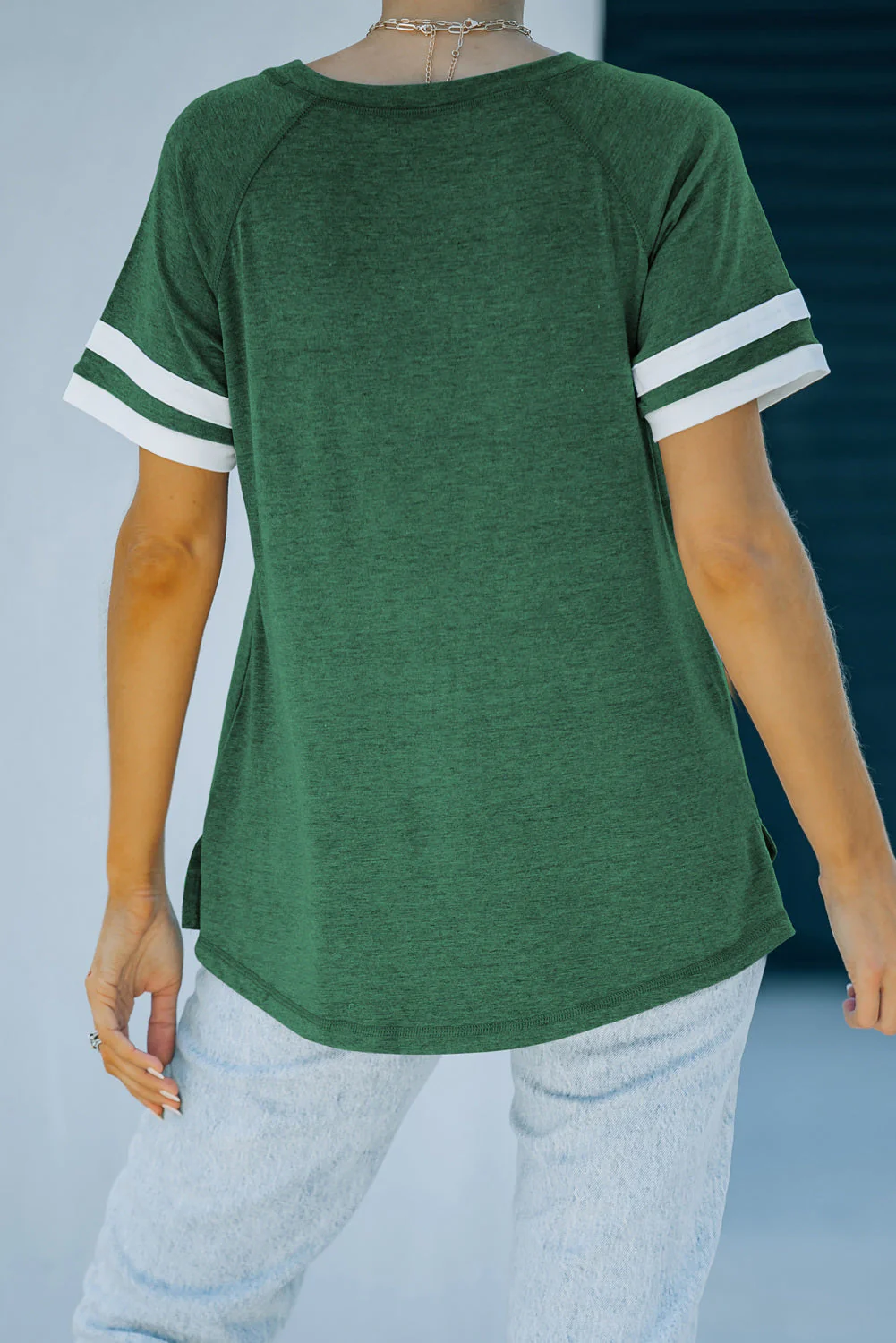 Clover Lucaky Slogan Round Neck Shift Casual T-Shirts。